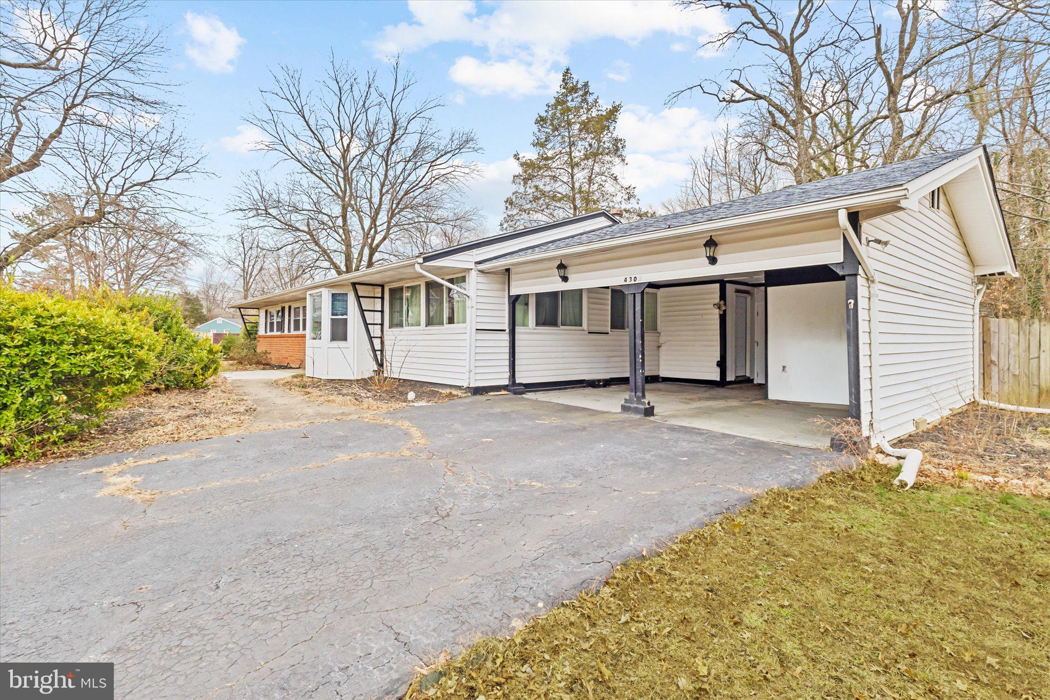 4301 LAWRENCE STREET