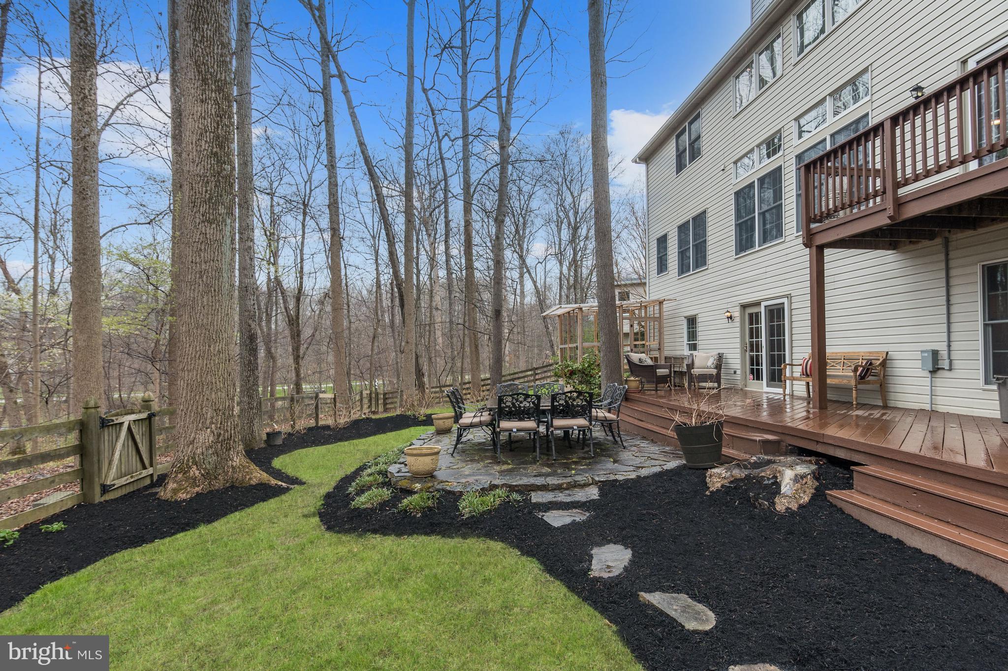 TRAILS AT WOODLOT - Residential