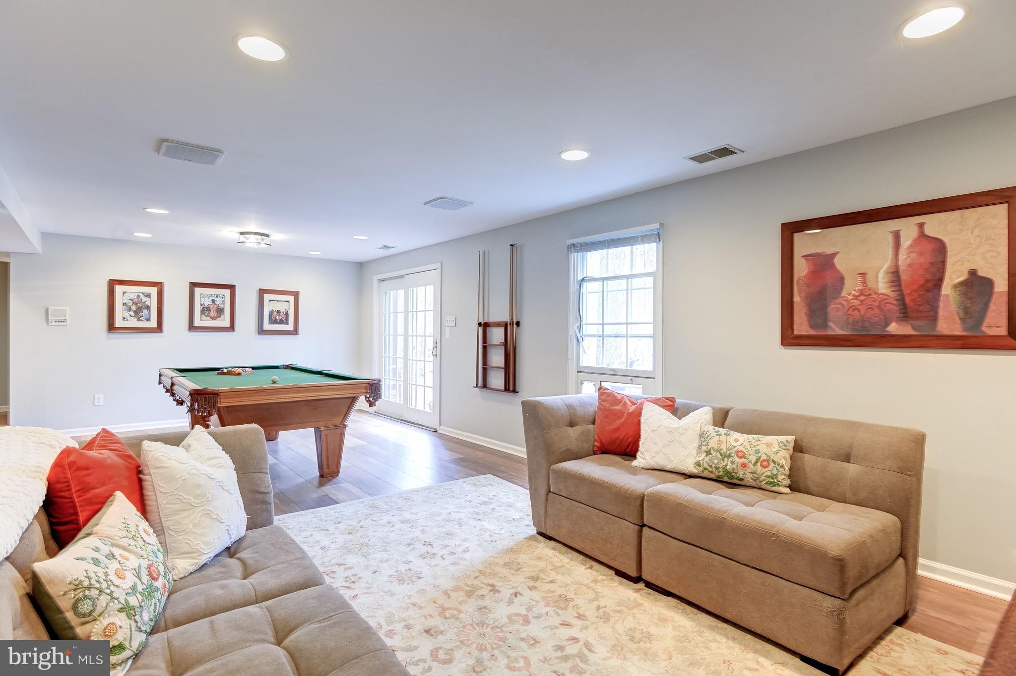 TRAILS AT WOODLOT - Residential