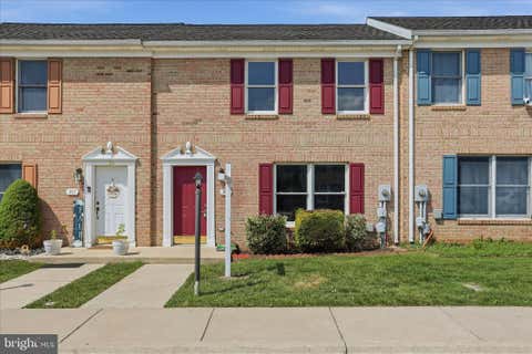 Photo of 309 E Ridge Drive, HAGERSTOWN, MD 21740 (MLS # MDWA2039596)