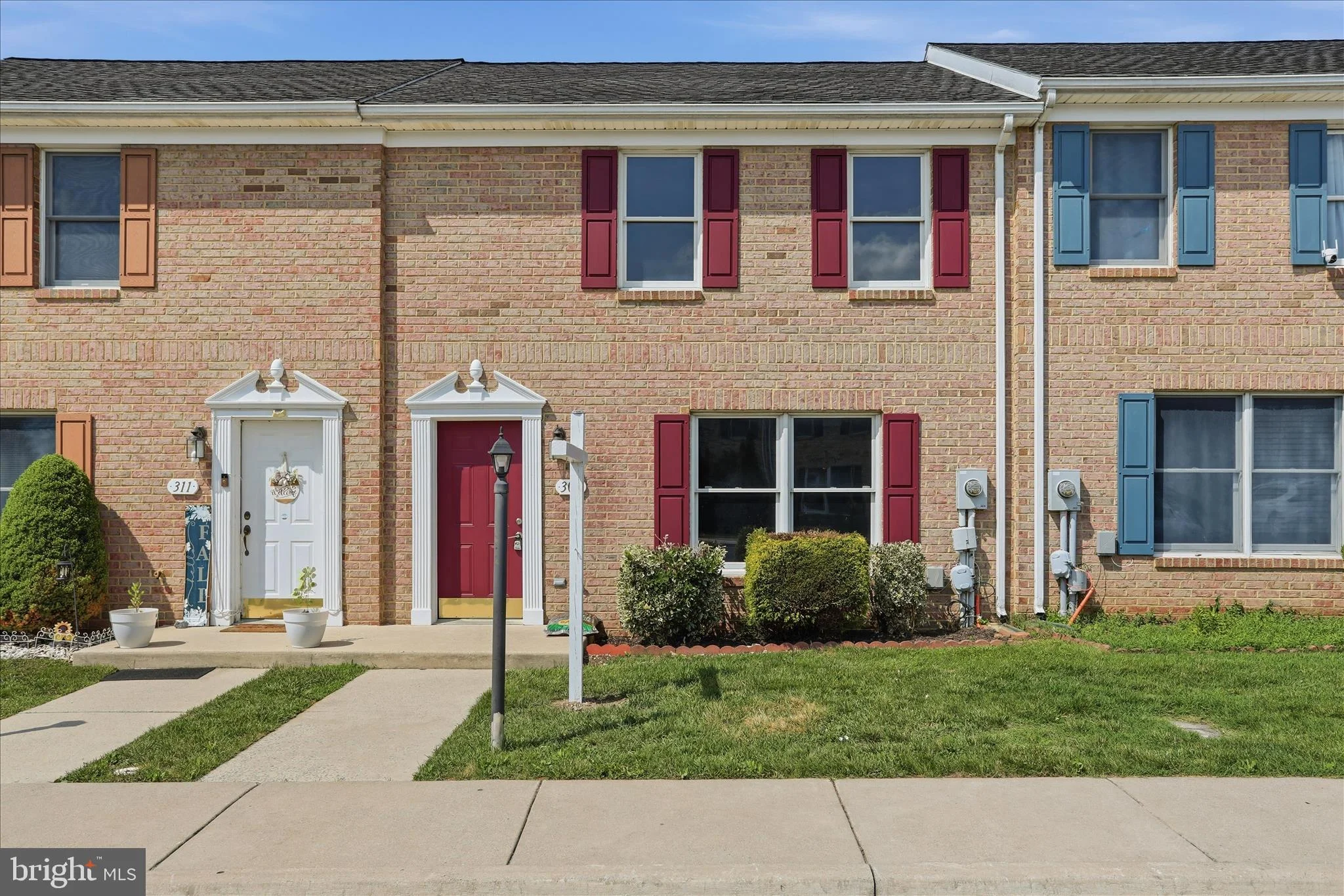 309 E Ridge Drive