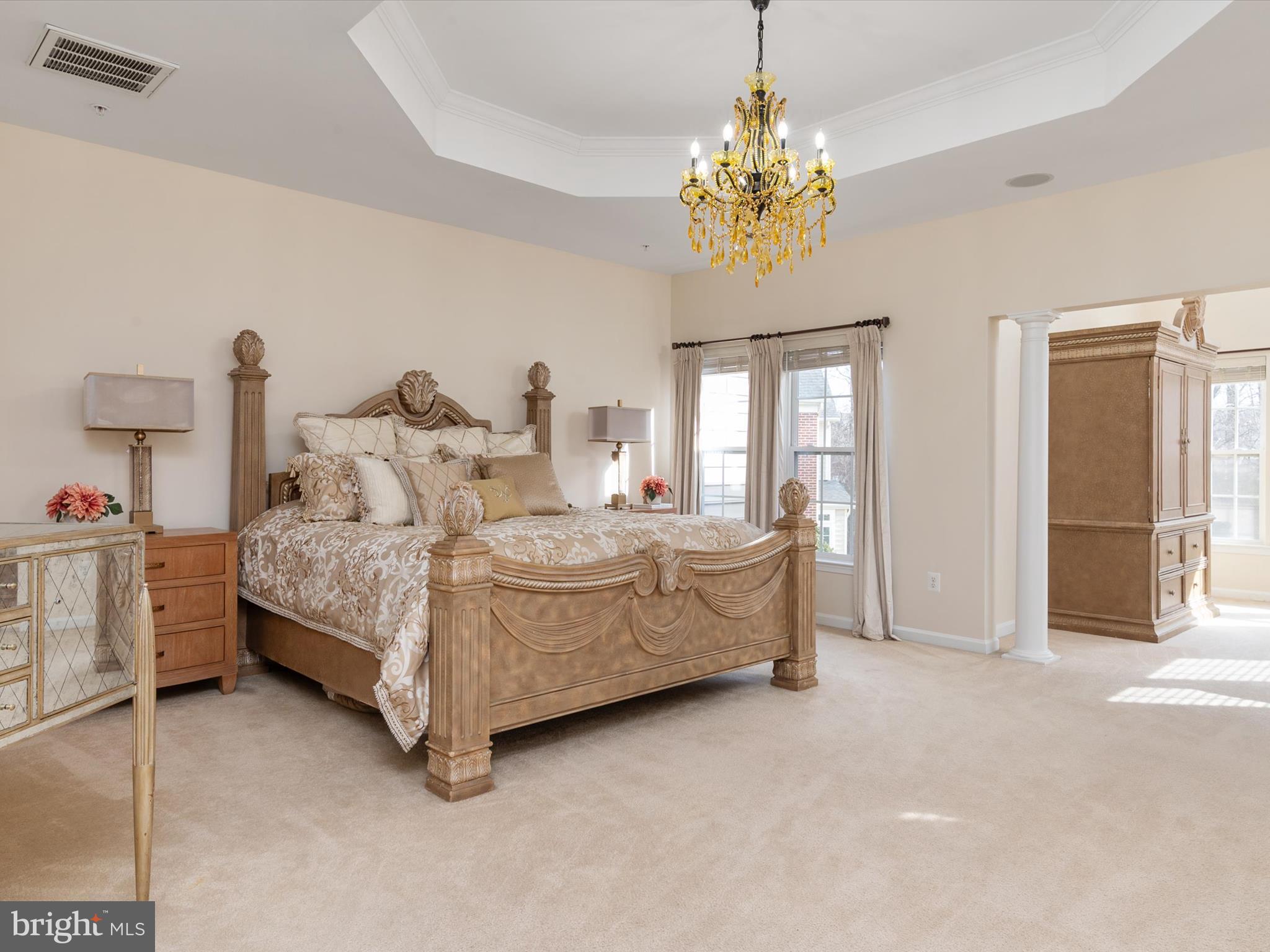 OAK CREEK - Residential