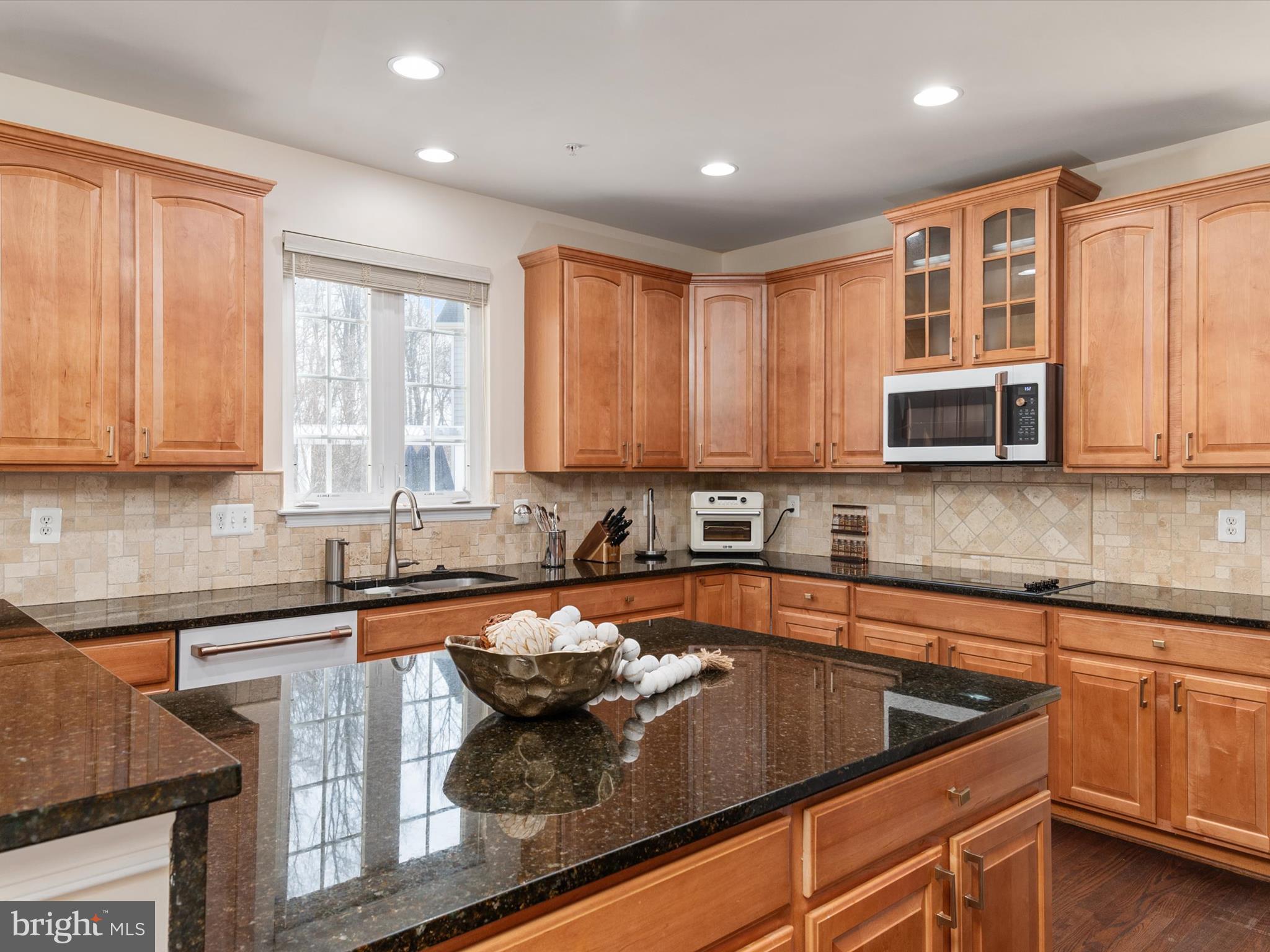 OAK CREEK - Residential