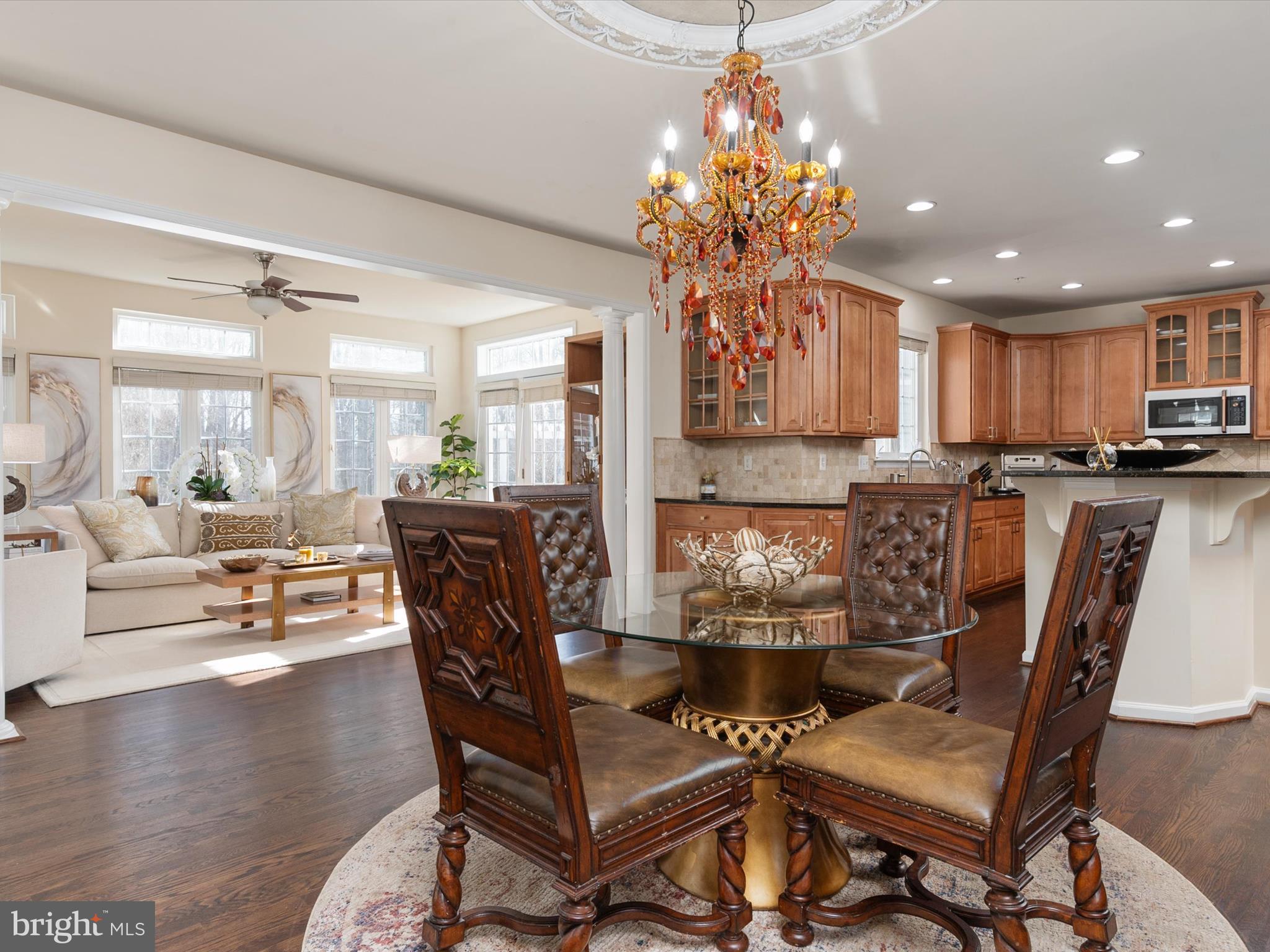 OAK CREEK - Residential