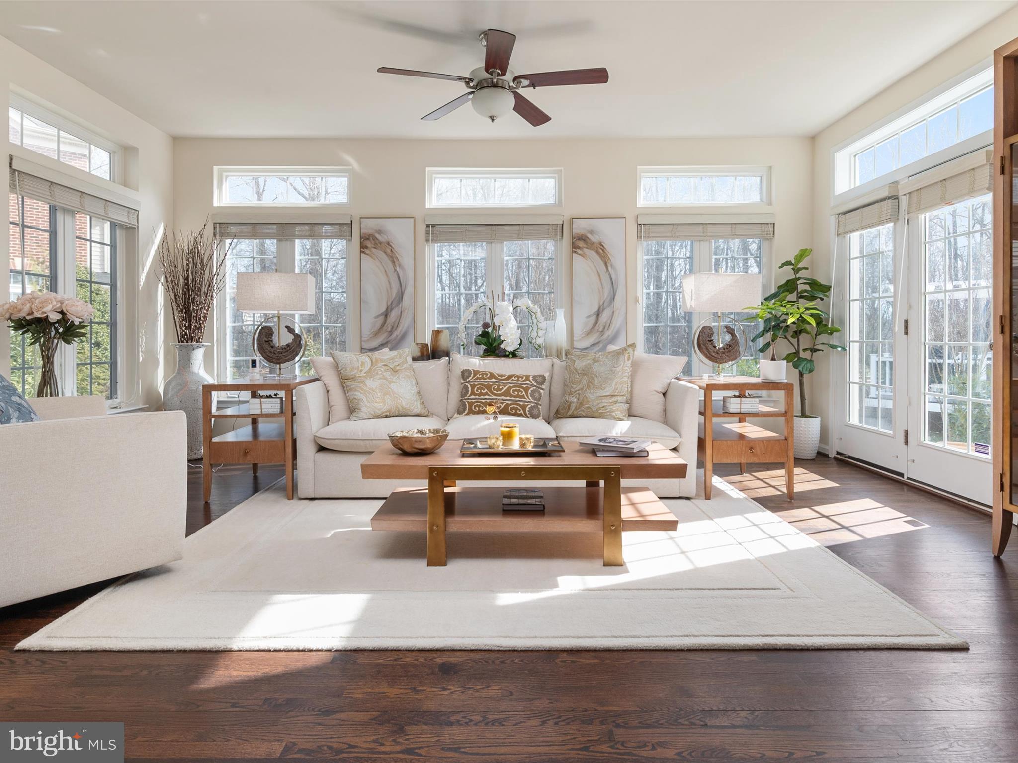 OAK CREEK - Residential