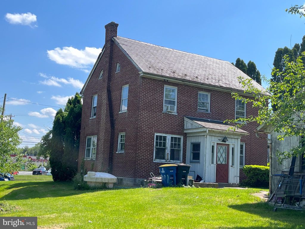 Photo of 2081 E Lincoln Highway, Lancaster, PA 17602 (MLS # PALA2052098)