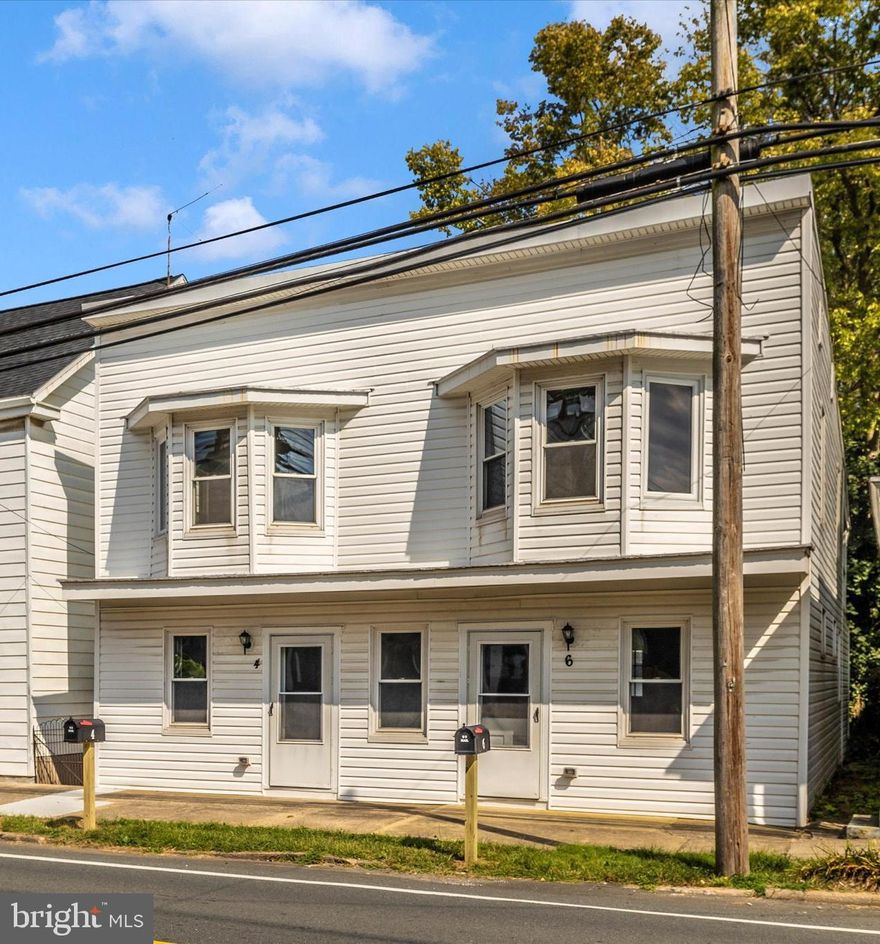 This house 4 Main Street is for rent and has 2 bedrooms and 1 full bath.  Home has been extensively remodeled.