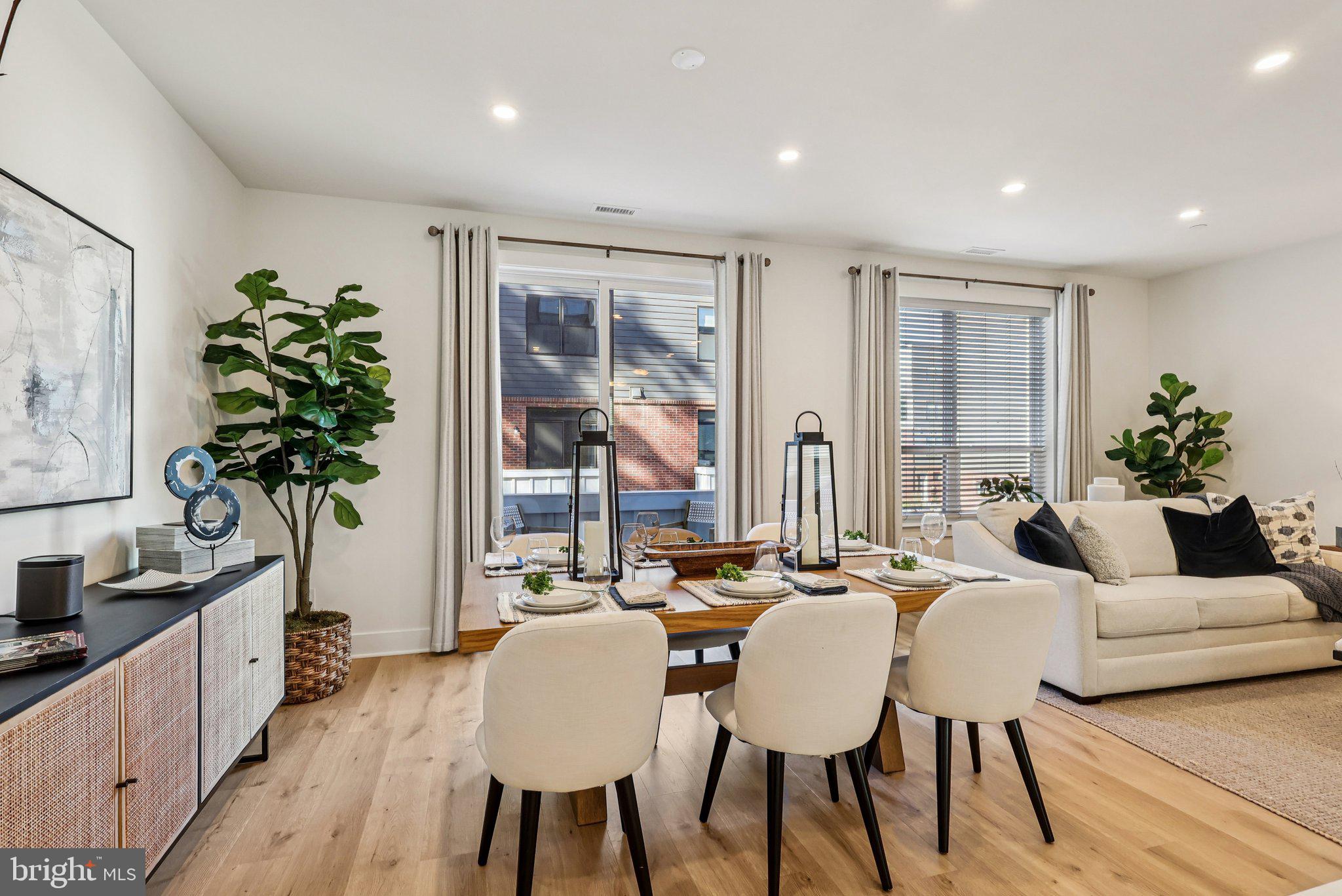 RIVER PLACE - Residential