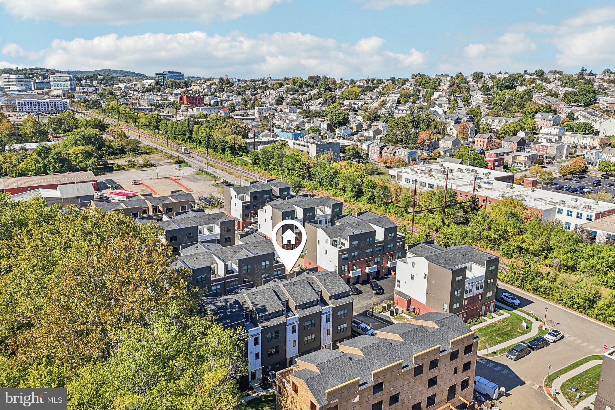 RIVER PLACE - Residential