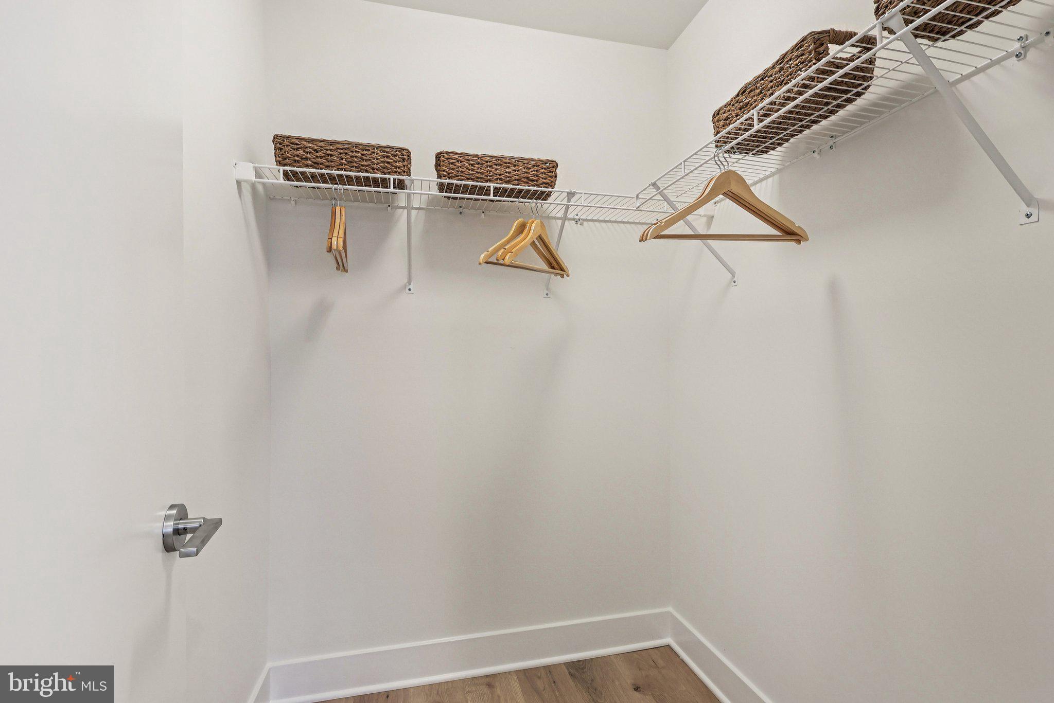 RIVER PLACE - Residential