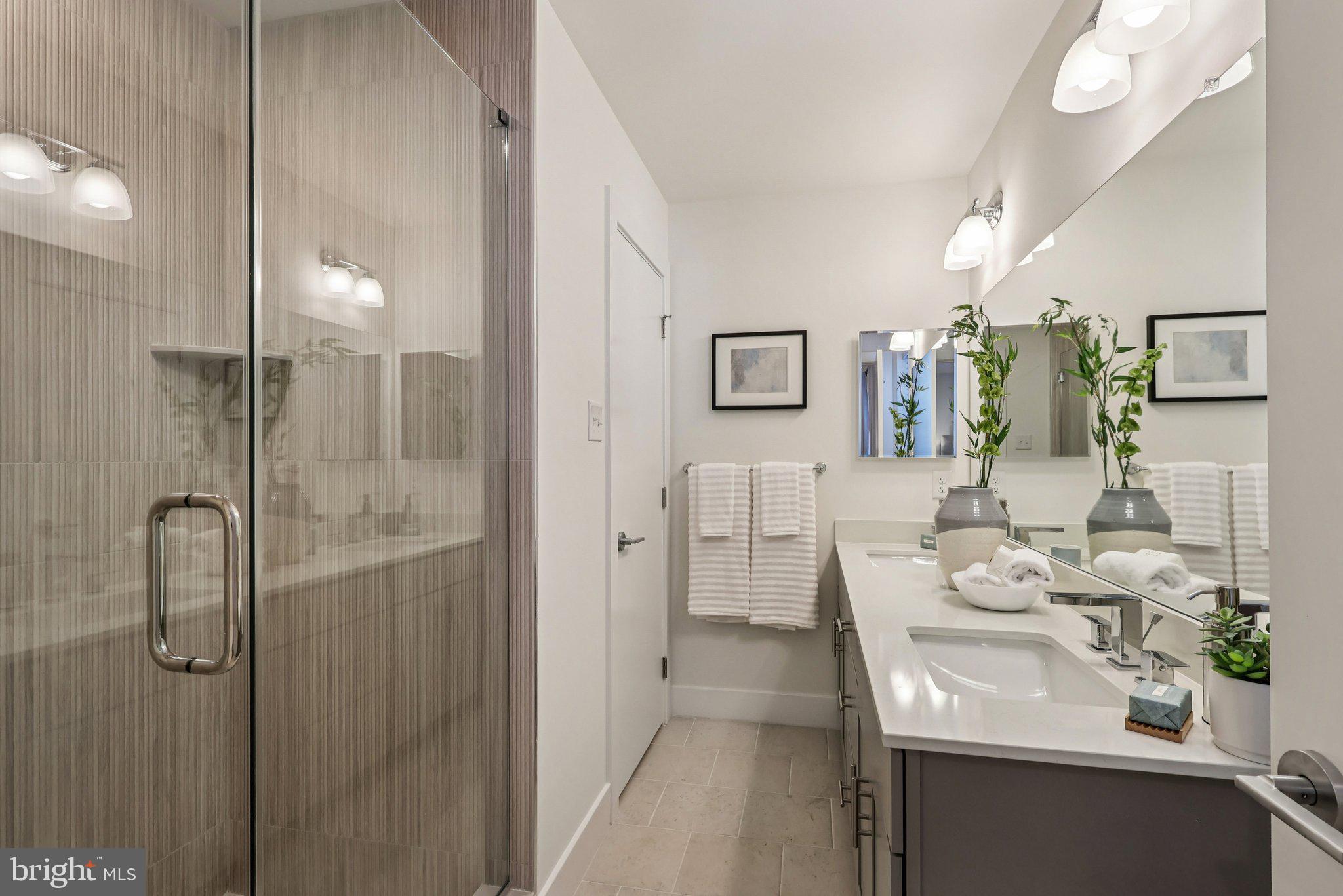 RIVER PLACE - Residential