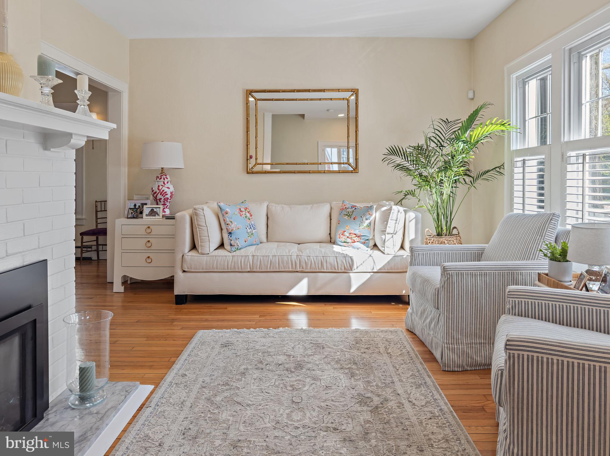 MURRAY HILL - Residential