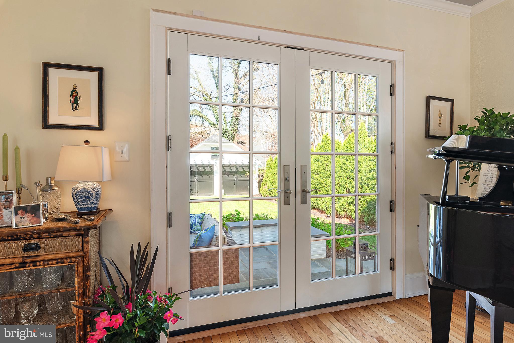 MURRAY HILL - Residential