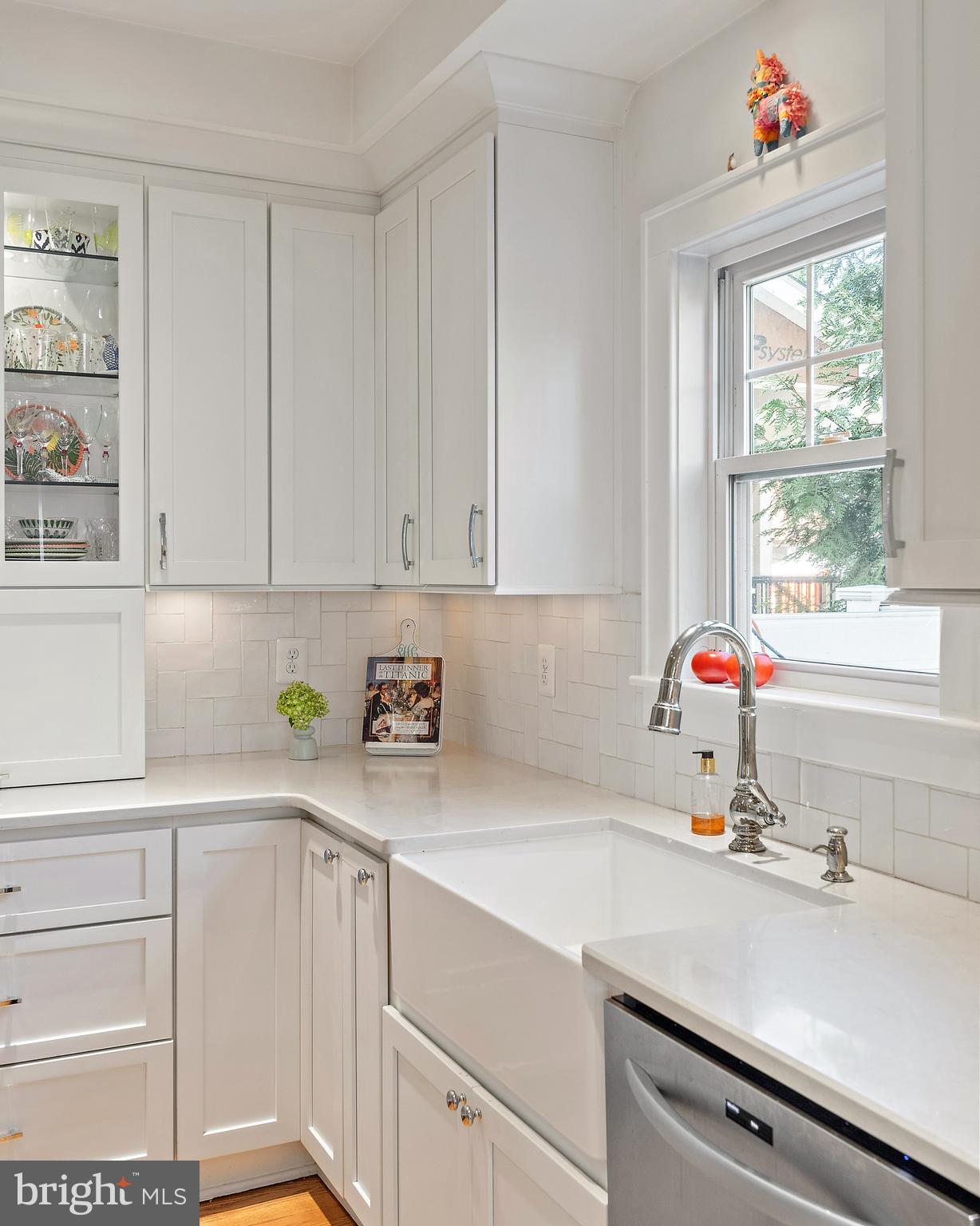 MURRAY HILL - Residential