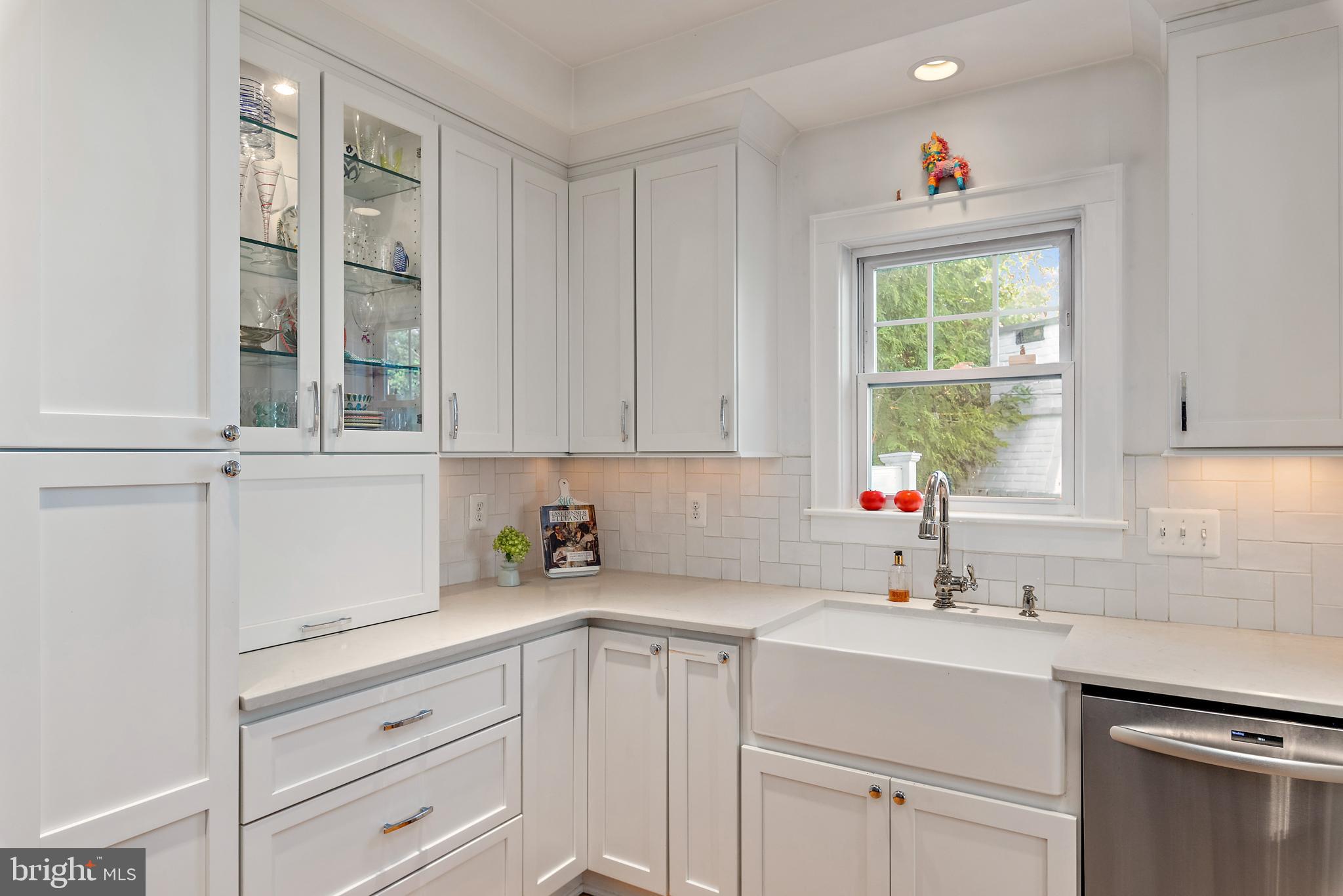 MURRAY HILL - Residential