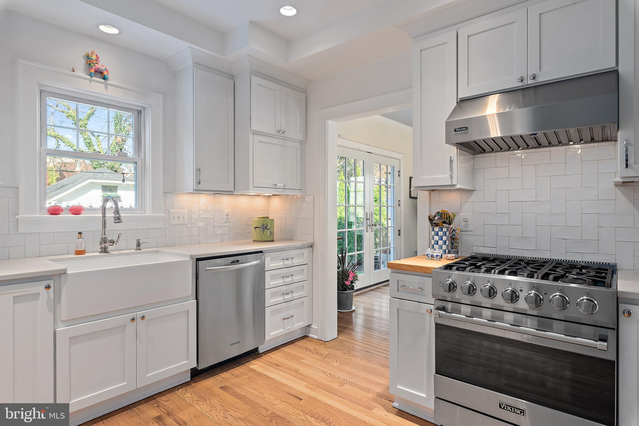 MURRAY HILL - Residential