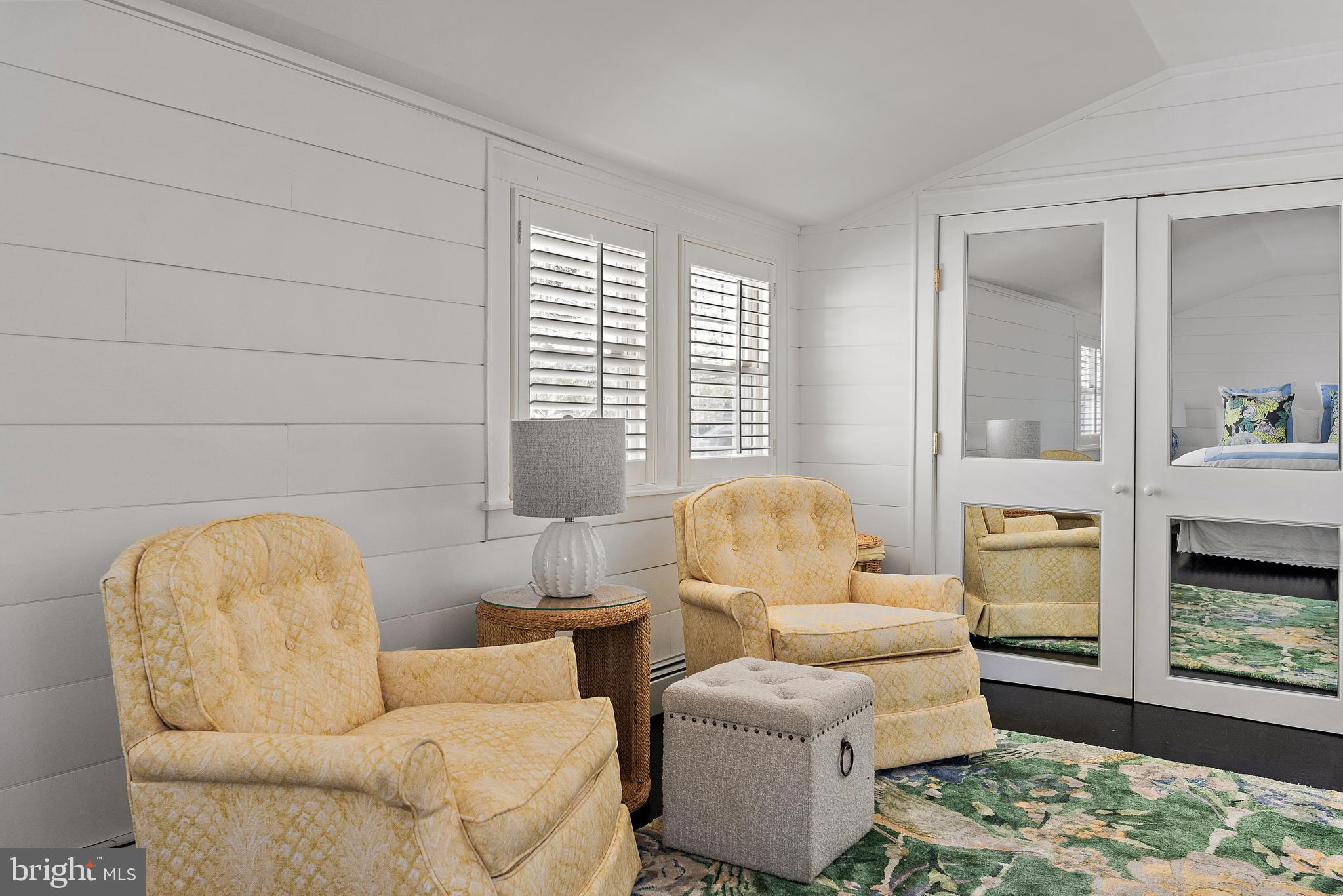 MURRAY HILL - Residential