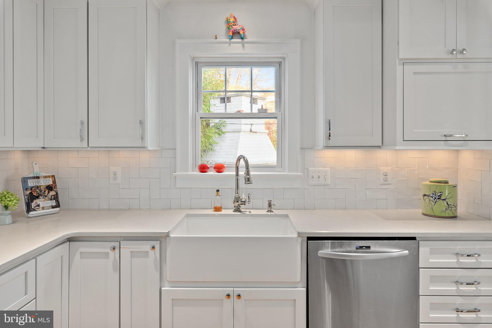 MURRAY HILL - Residential