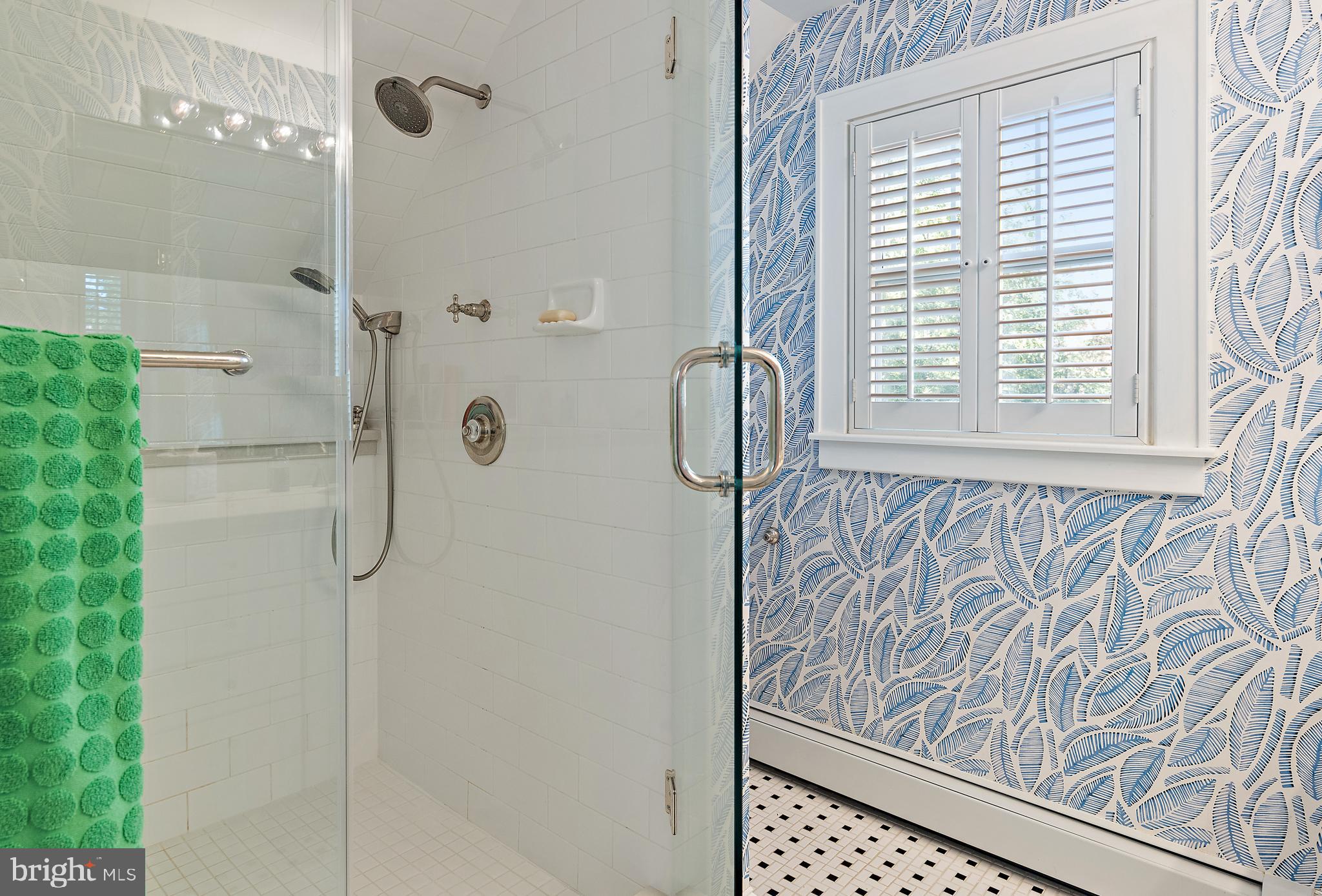 MURRAY HILL - Residential