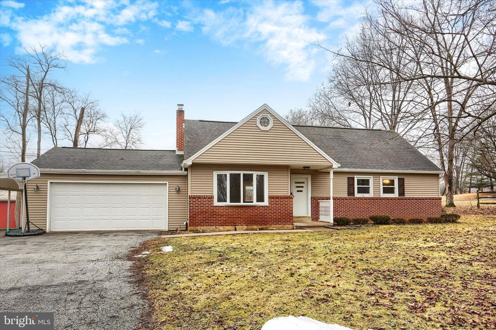 Photo of 685 Knight Road, HARRISBURG, PA 17111 (MLS # PADA2057186)