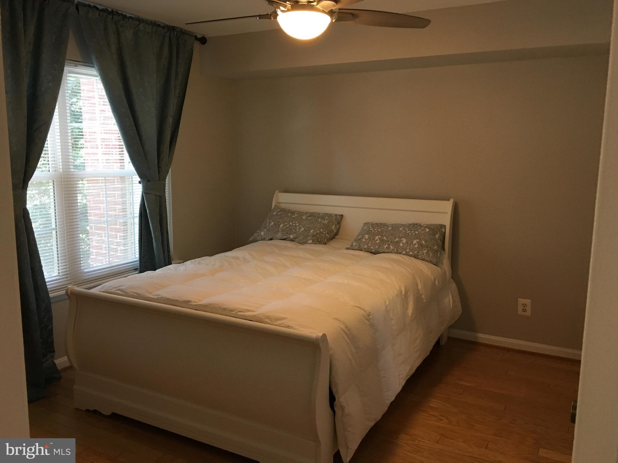 POINTE AT PARK CENTER - Residential Lease