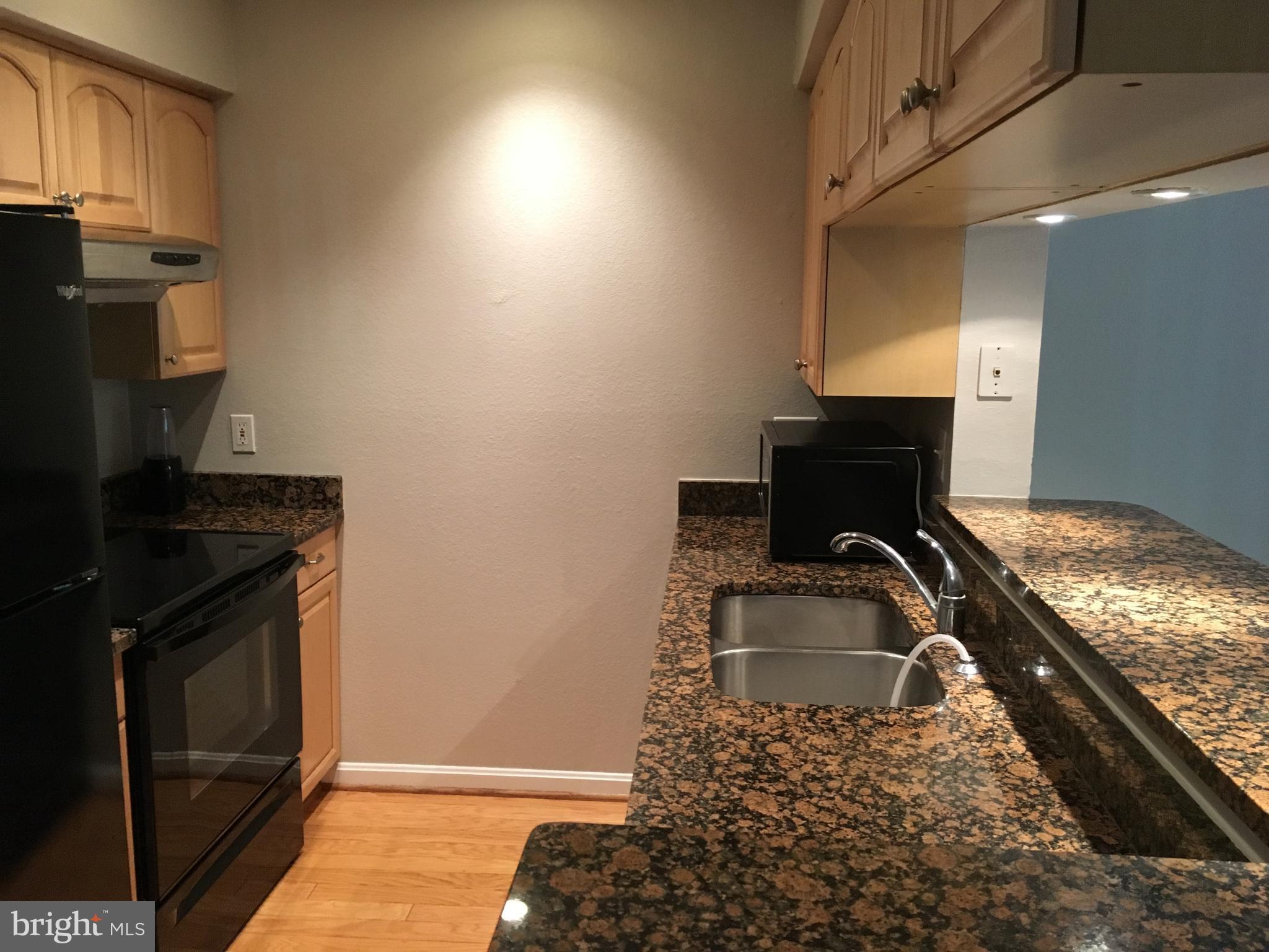 POINTE AT PARK CENTER - Residential Lease