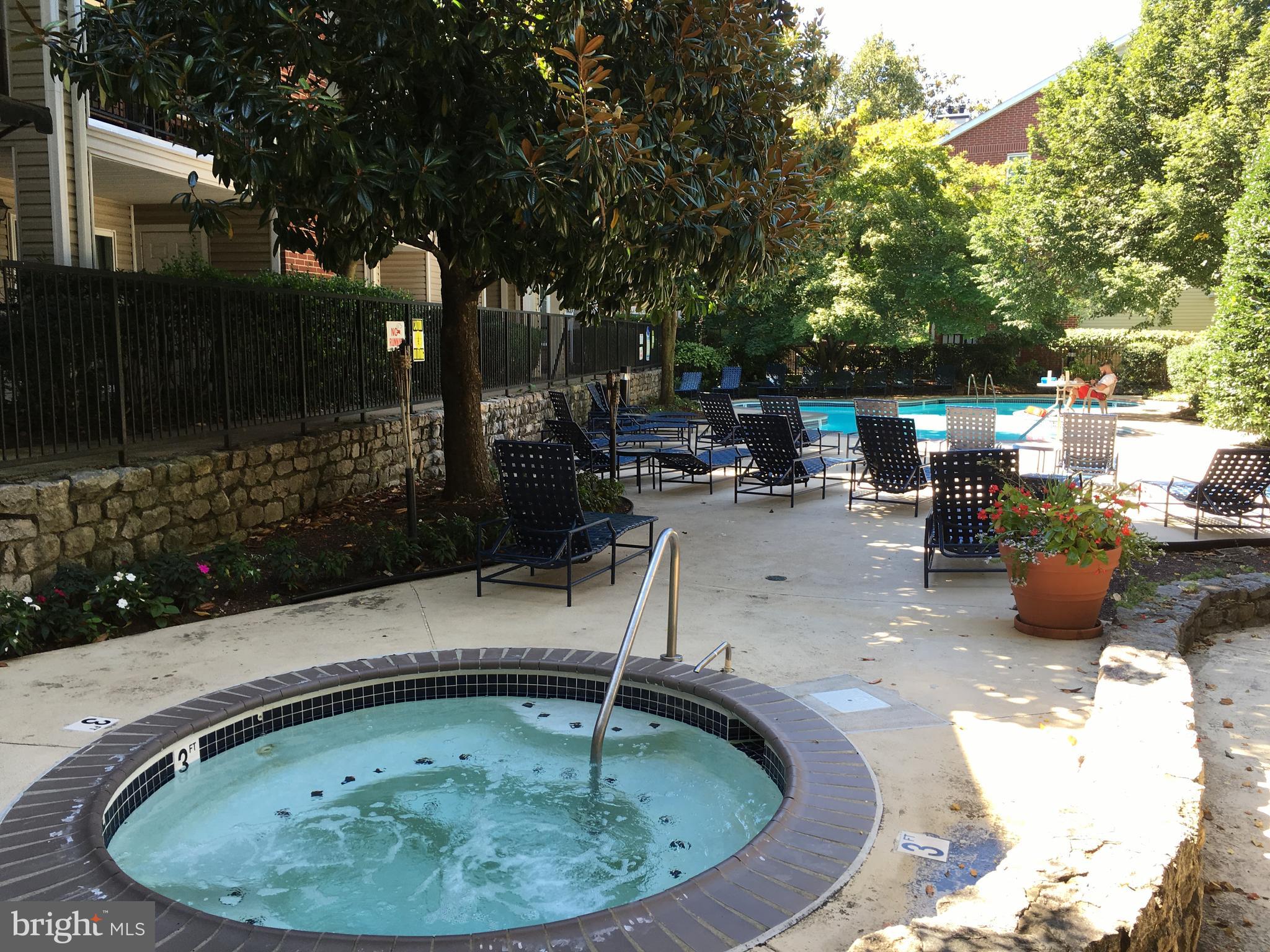 POINTE AT PARK CENTER - Residential Lease