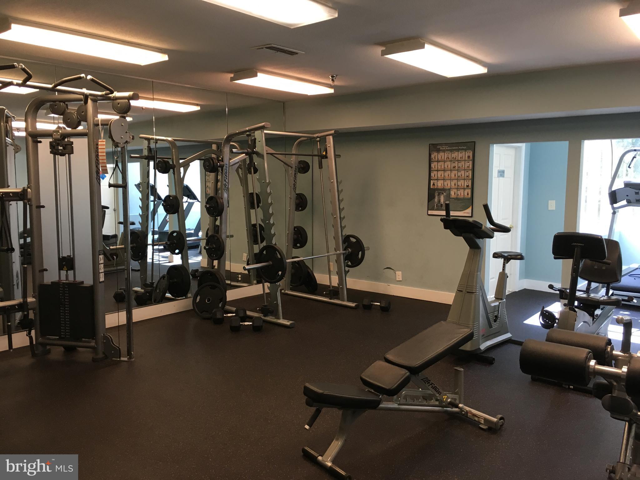 POINTE AT PARK CENTER - Residential Lease