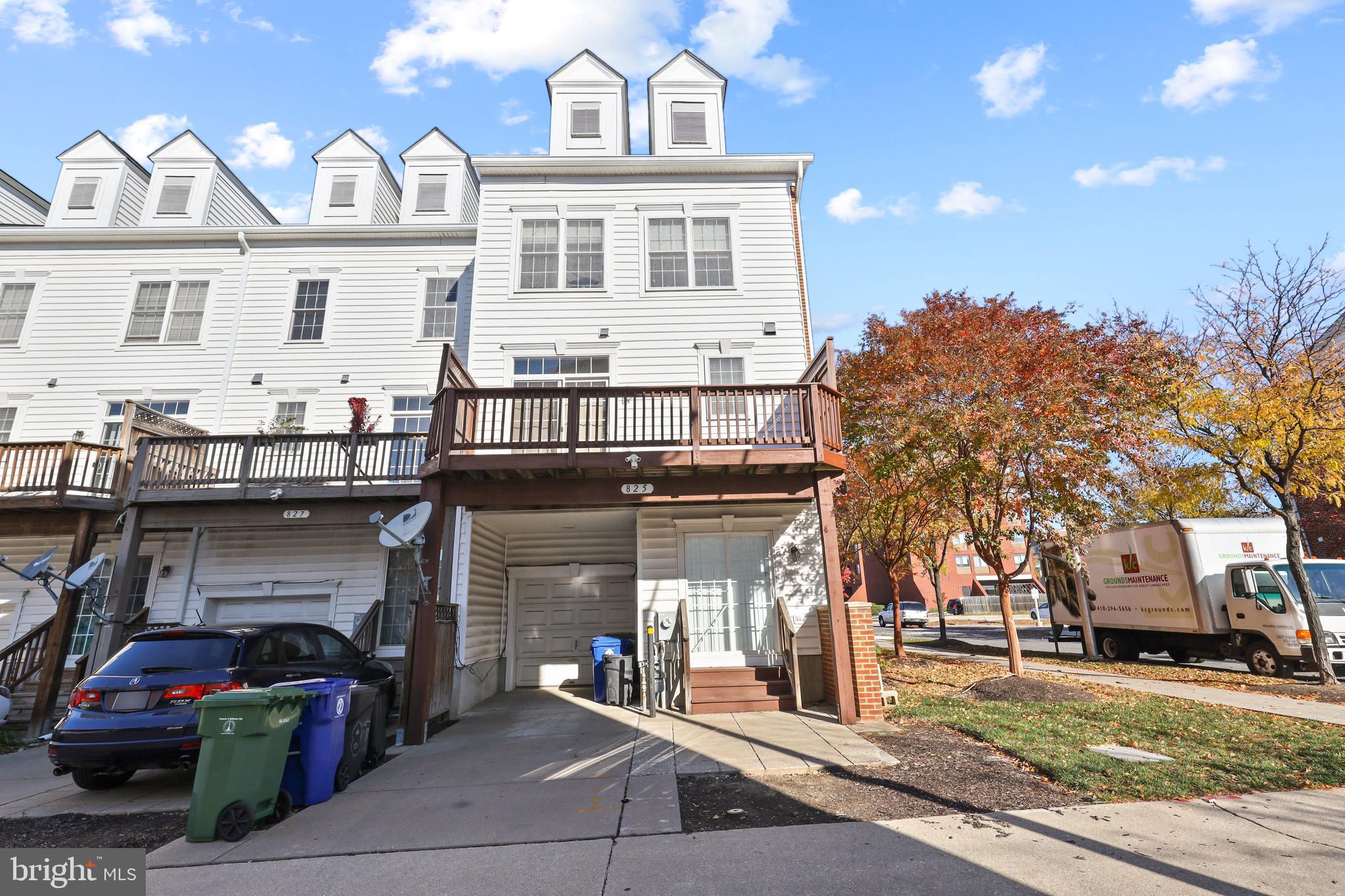 CAMDEN CROSSING - Residential