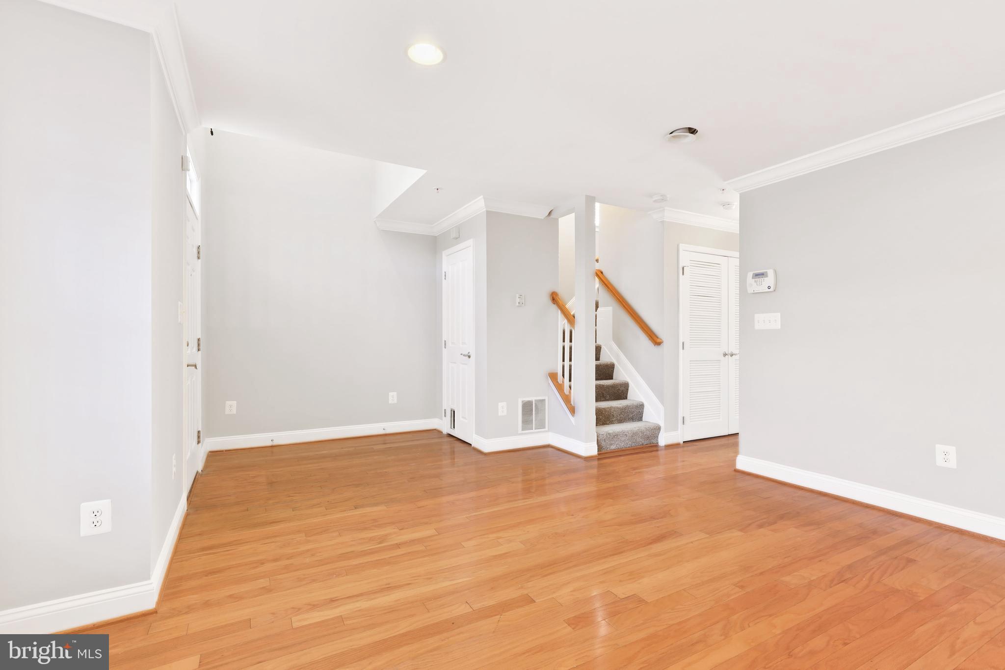 CAMDEN CROSSING - Residential