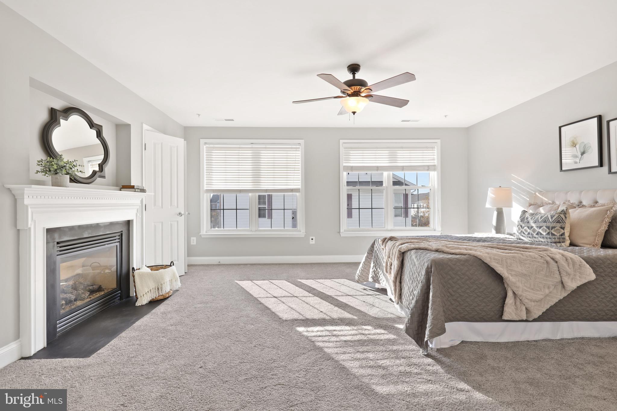 CAMDEN CROSSING - Residential