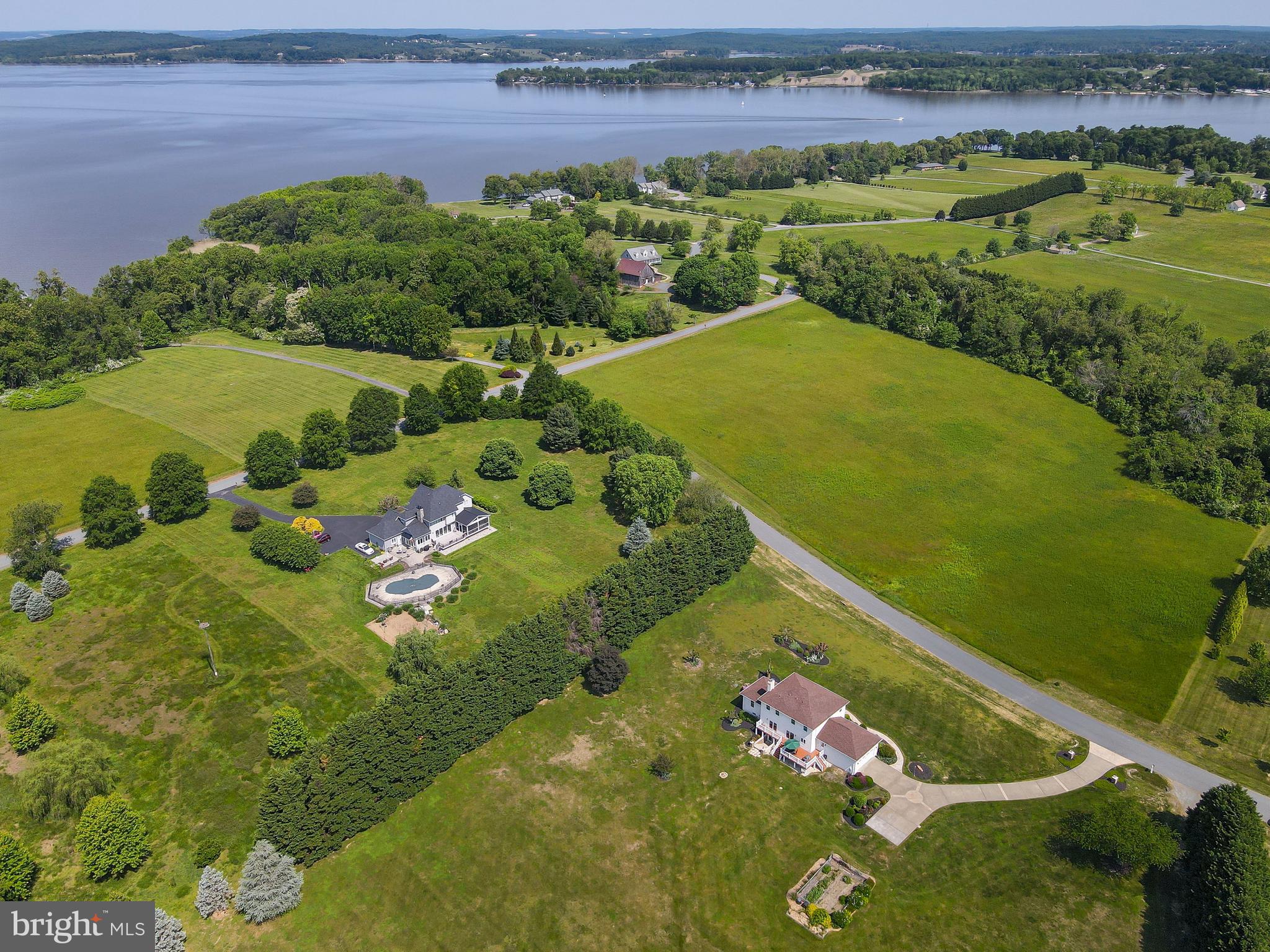 BATTERY POINT FARMS - Residential