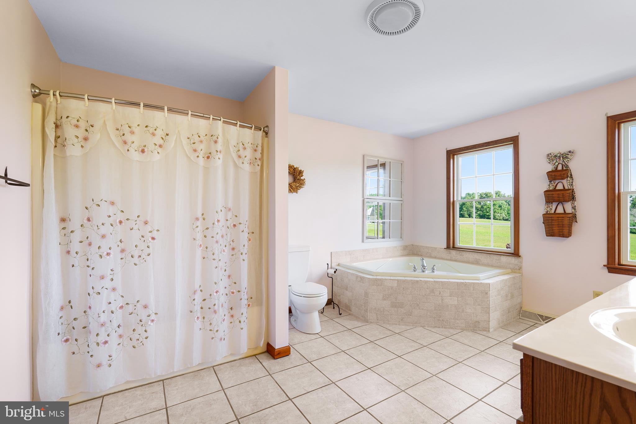 BATTERY POINT FARMS - Residential