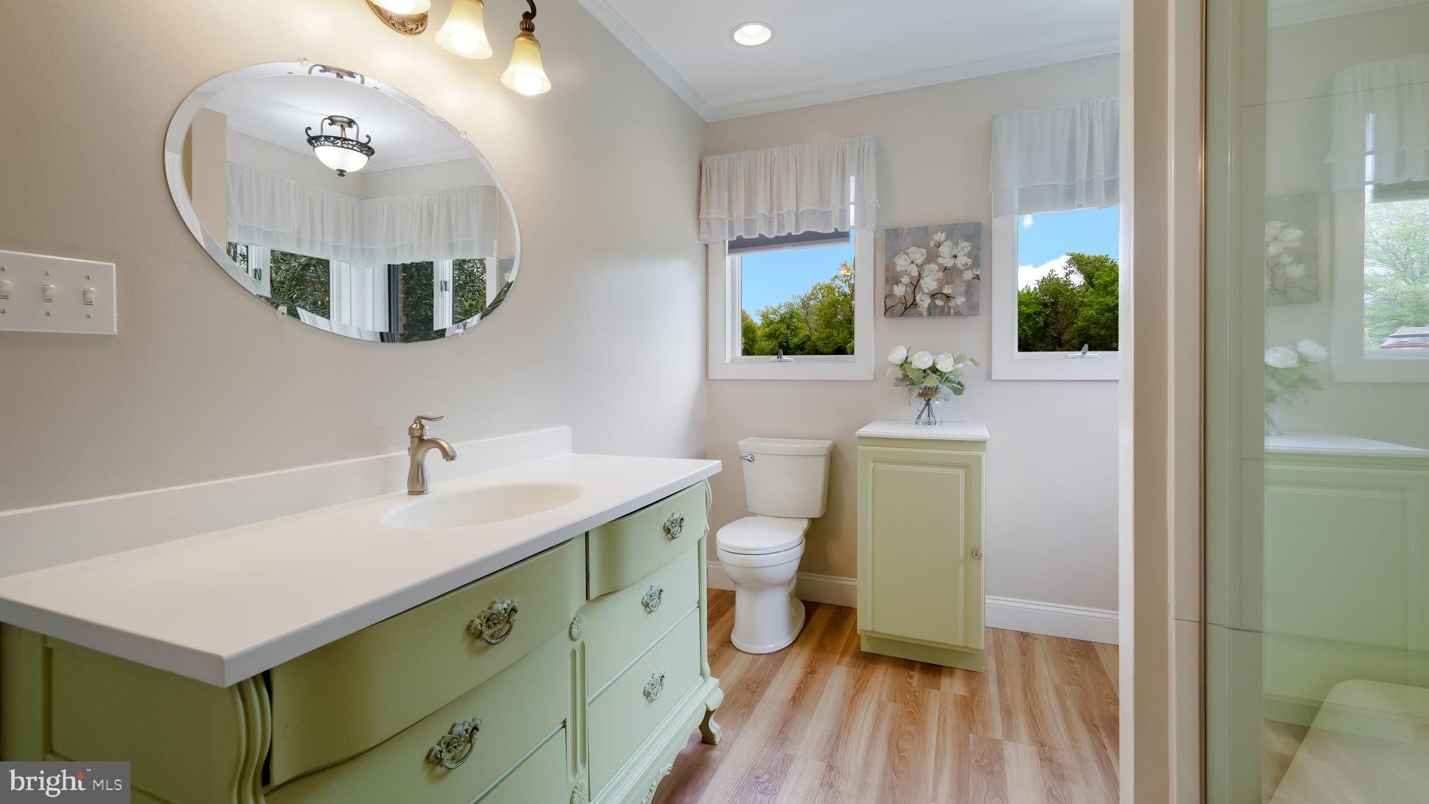 HILLTOWN - Residential