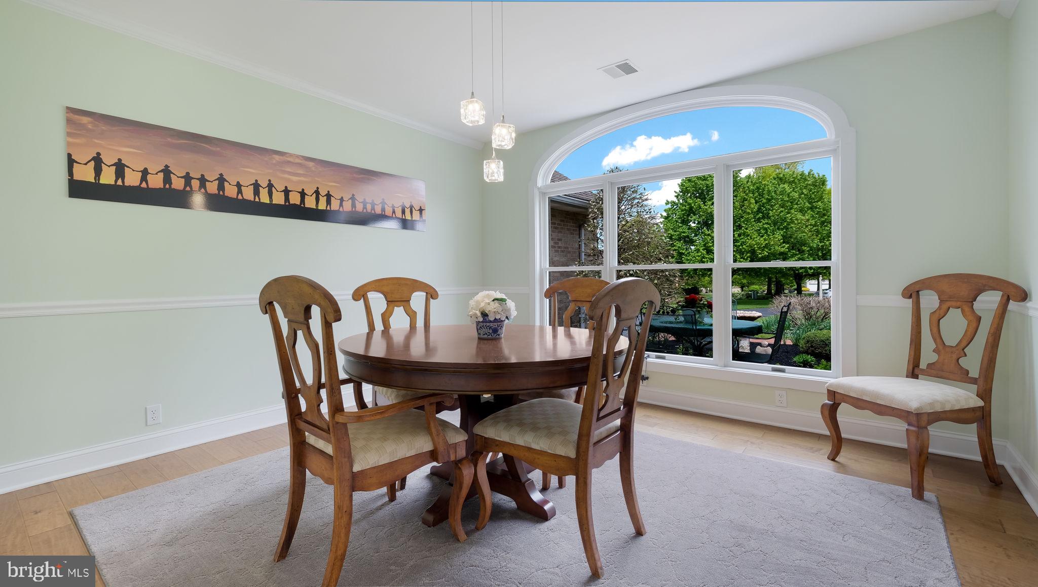 HILLTOWN - Residential