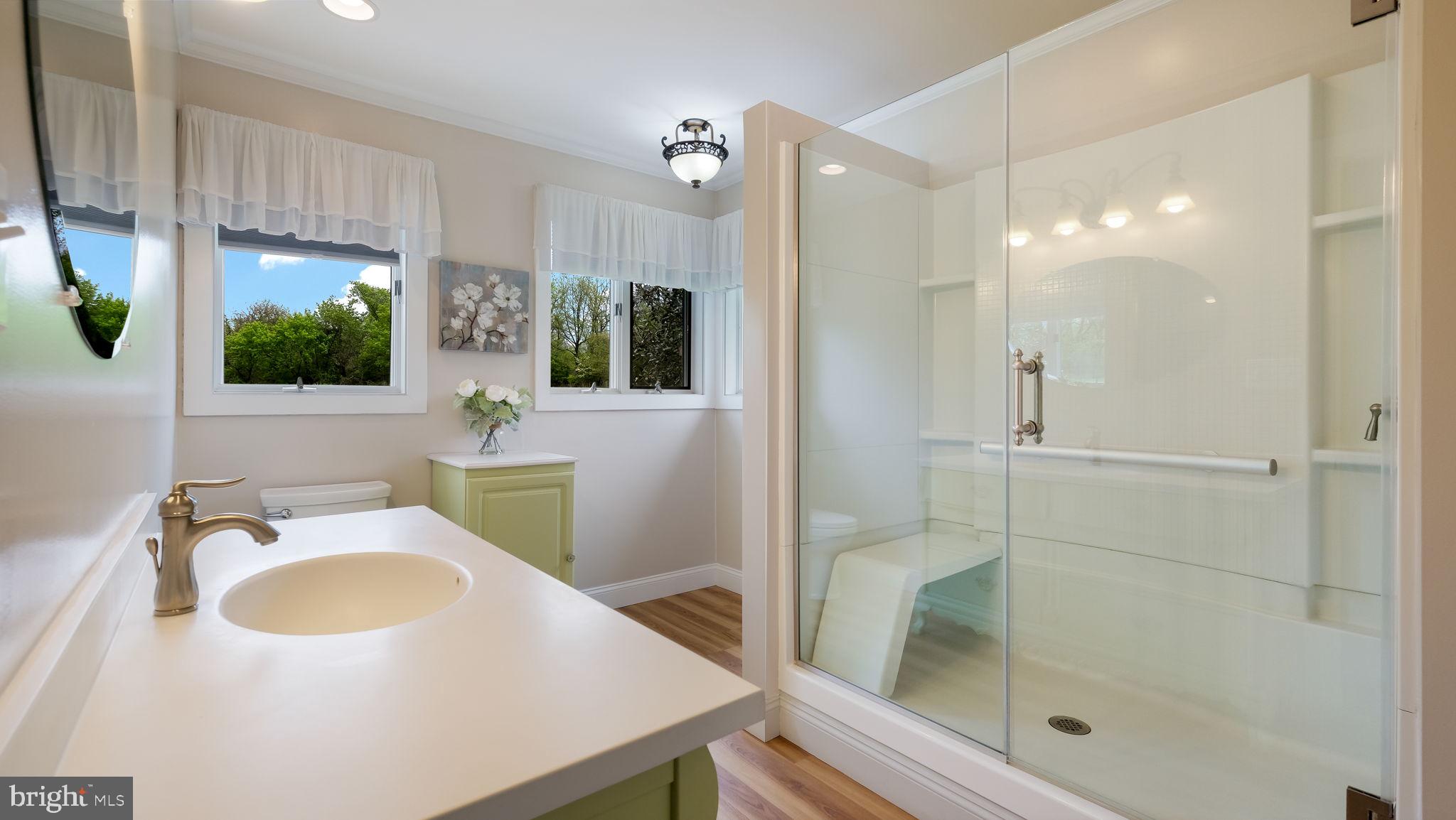 HILLTOWN - Residential