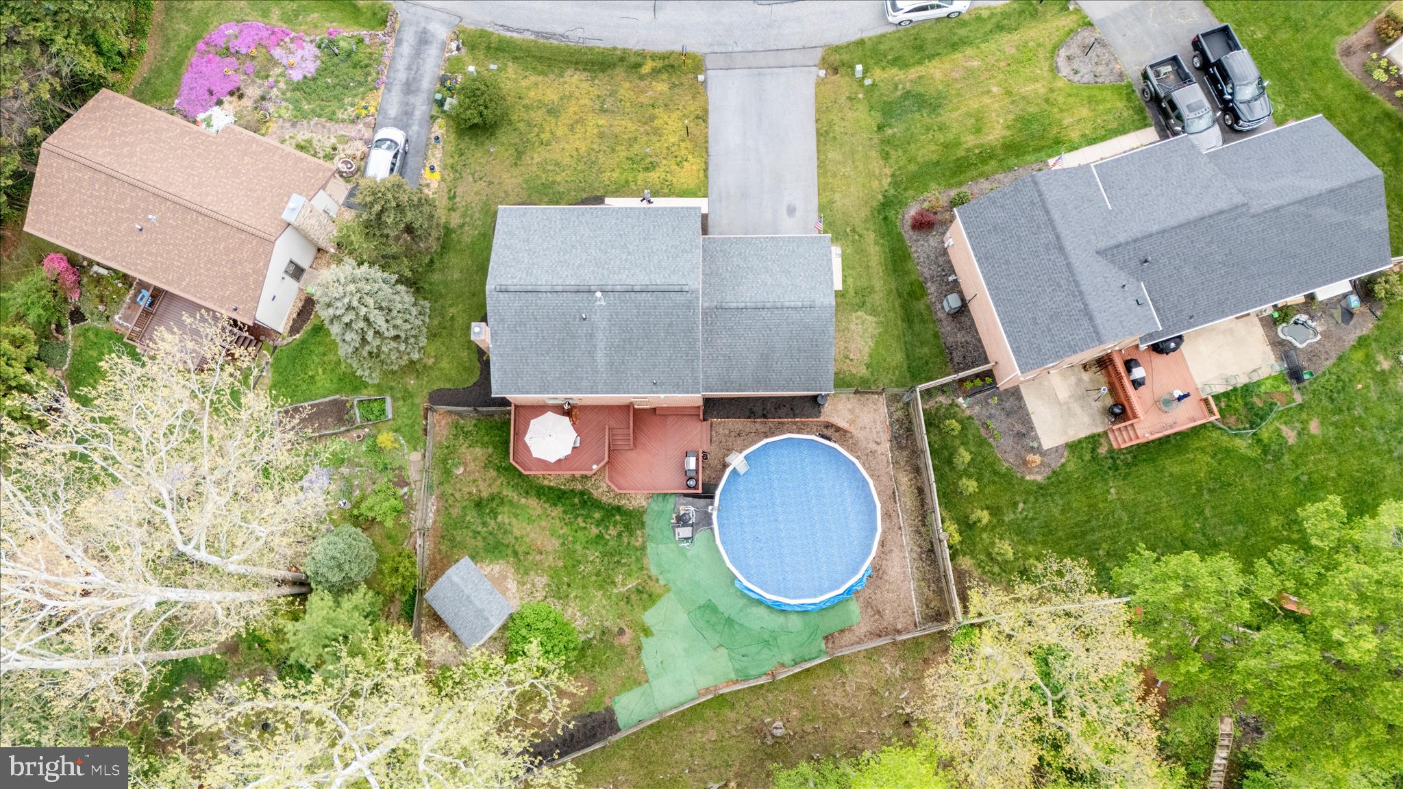 COLONIAL PARK EAST - Residential