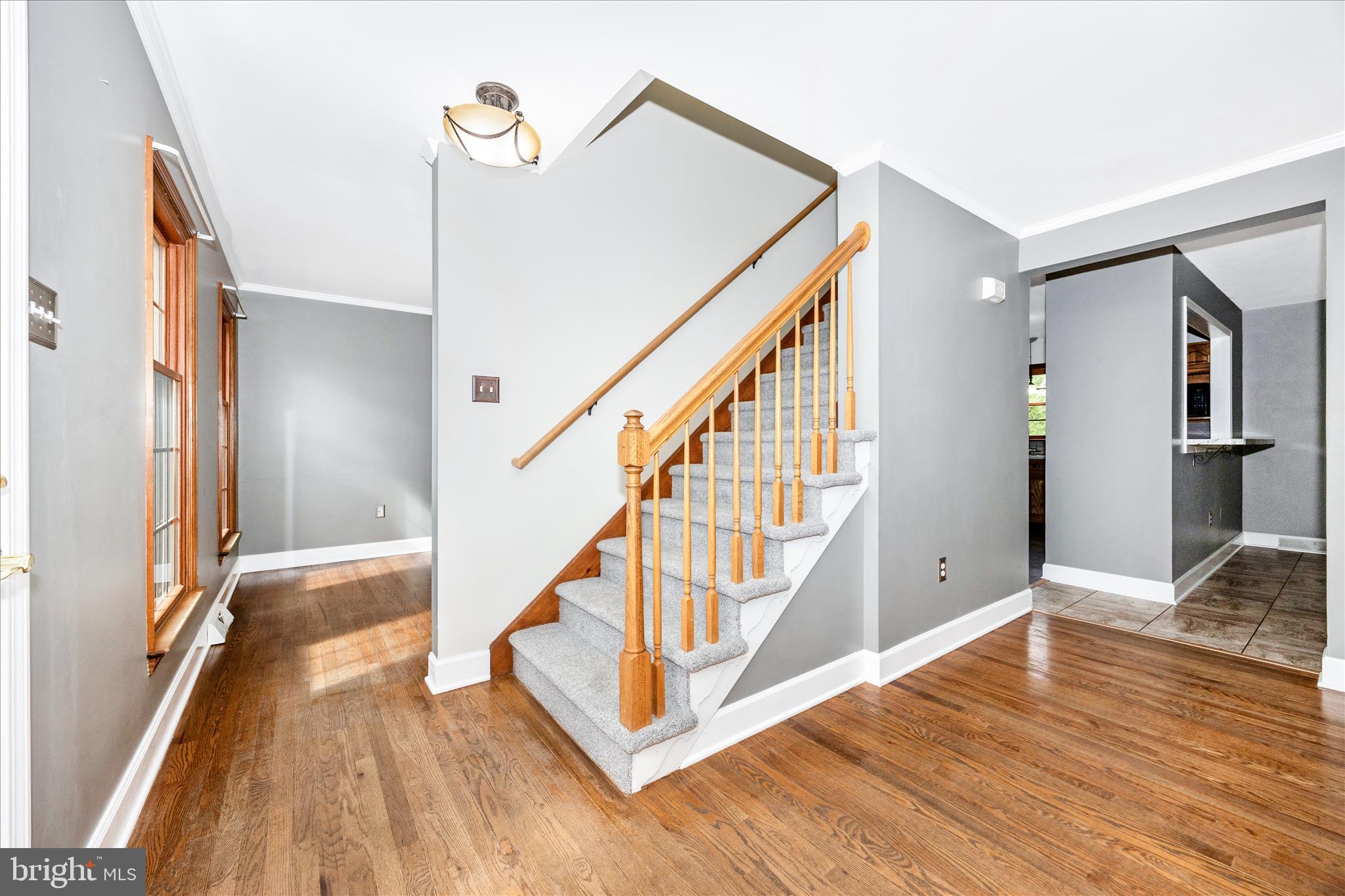 COLONIAL PARK EAST - Residential