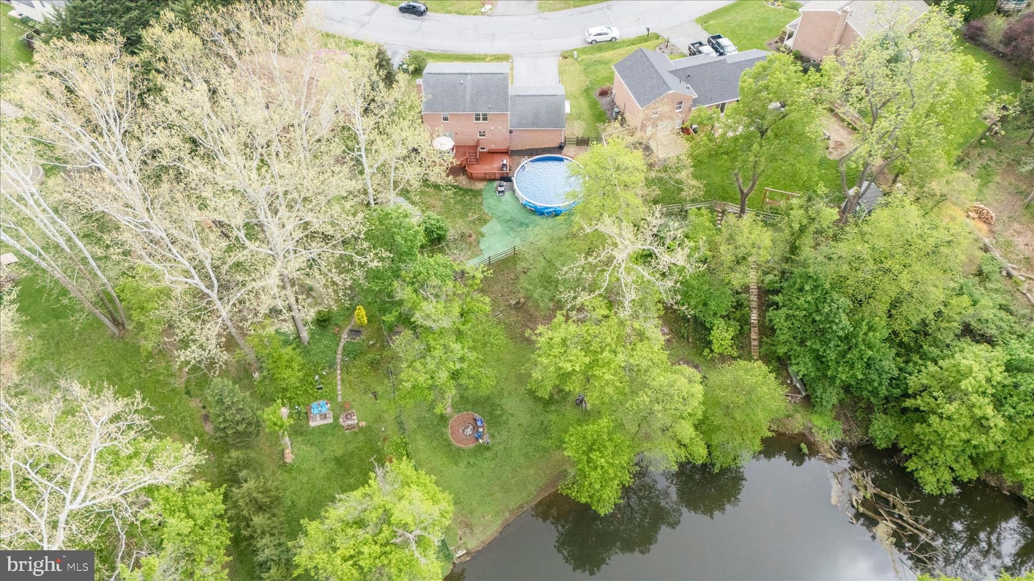 COLONIAL PARK EAST - Residential