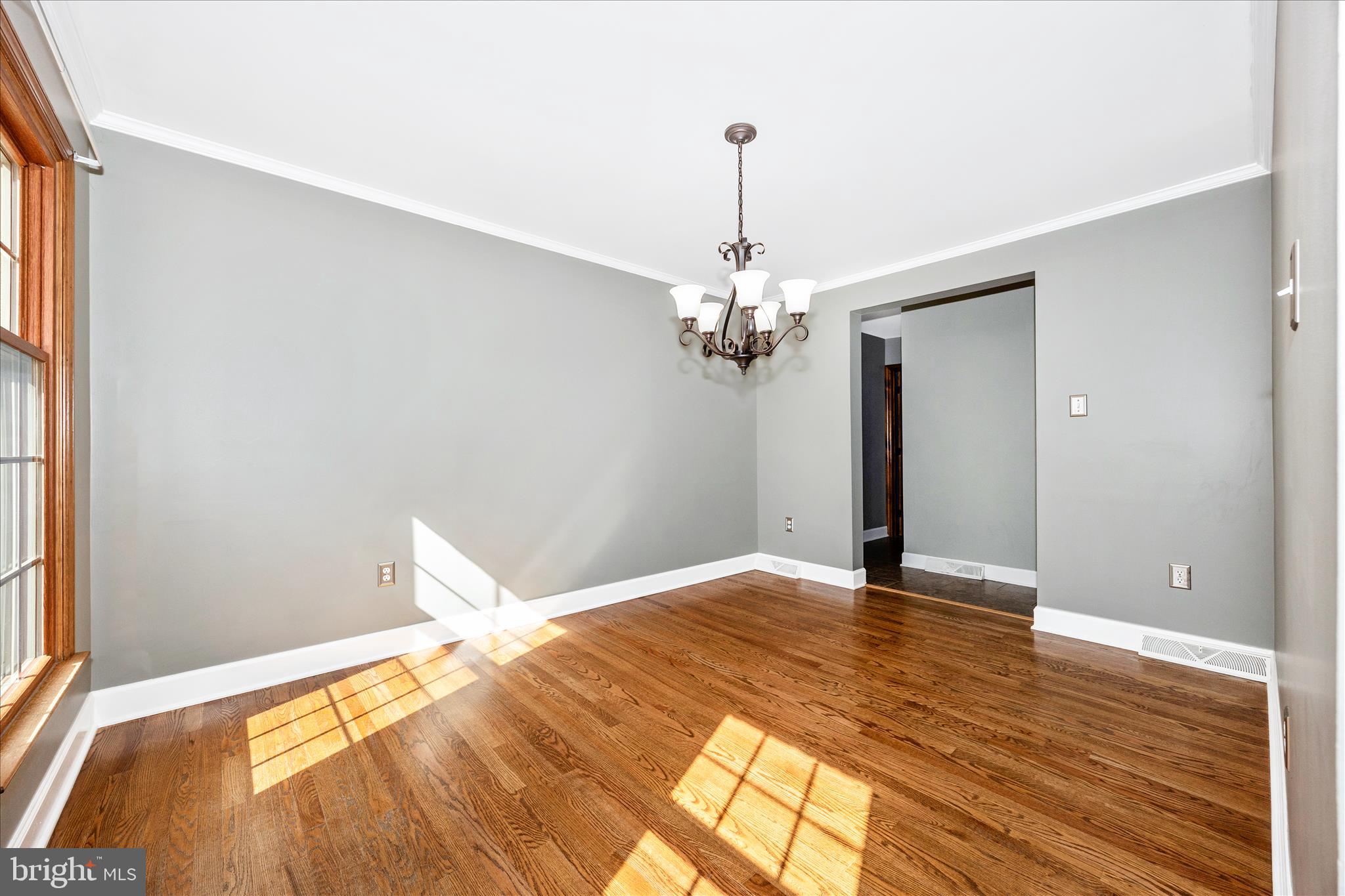 COLONIAL PARK EAST - Residential