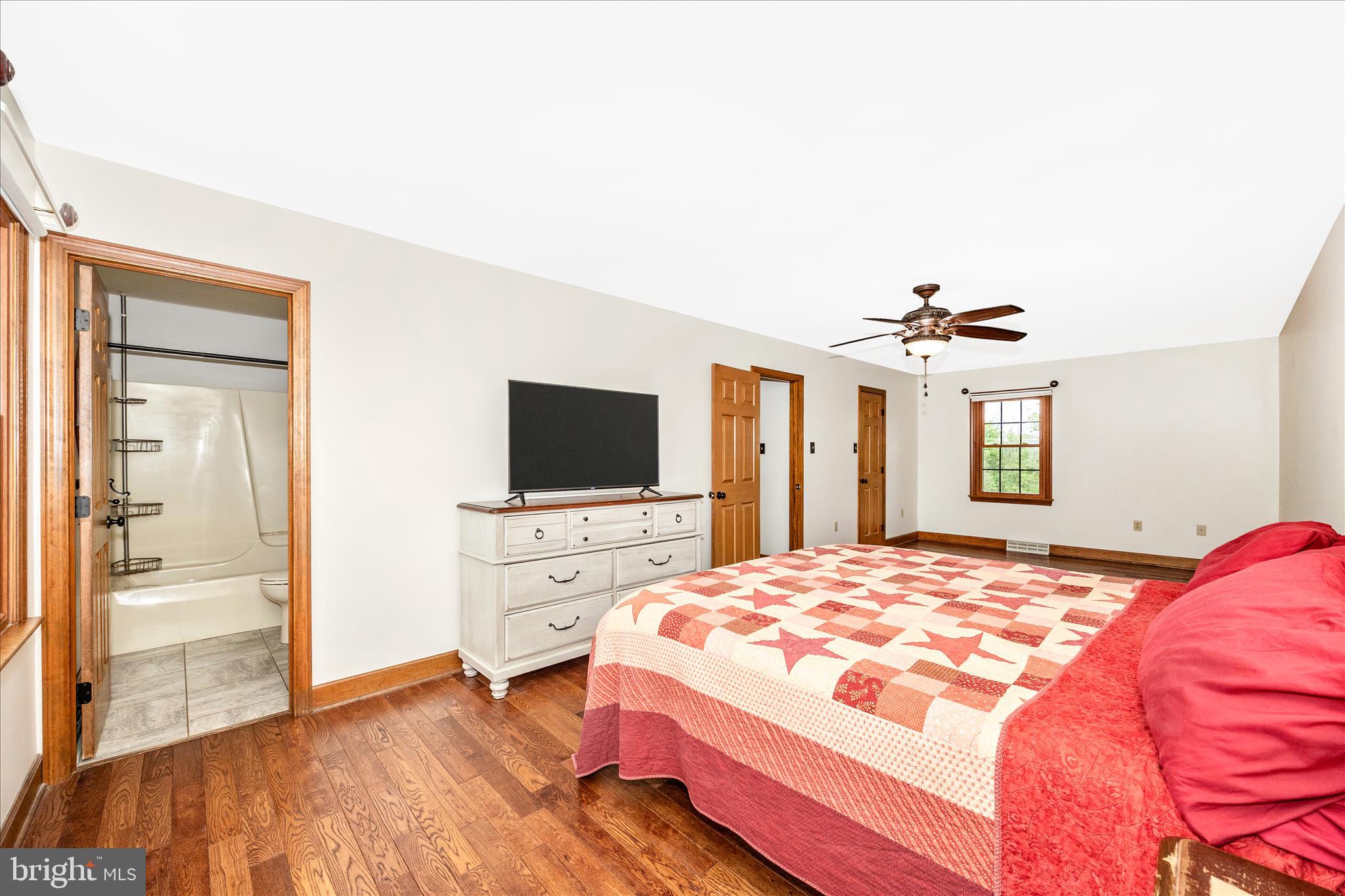 COLONIAL PARK EAST - Residential