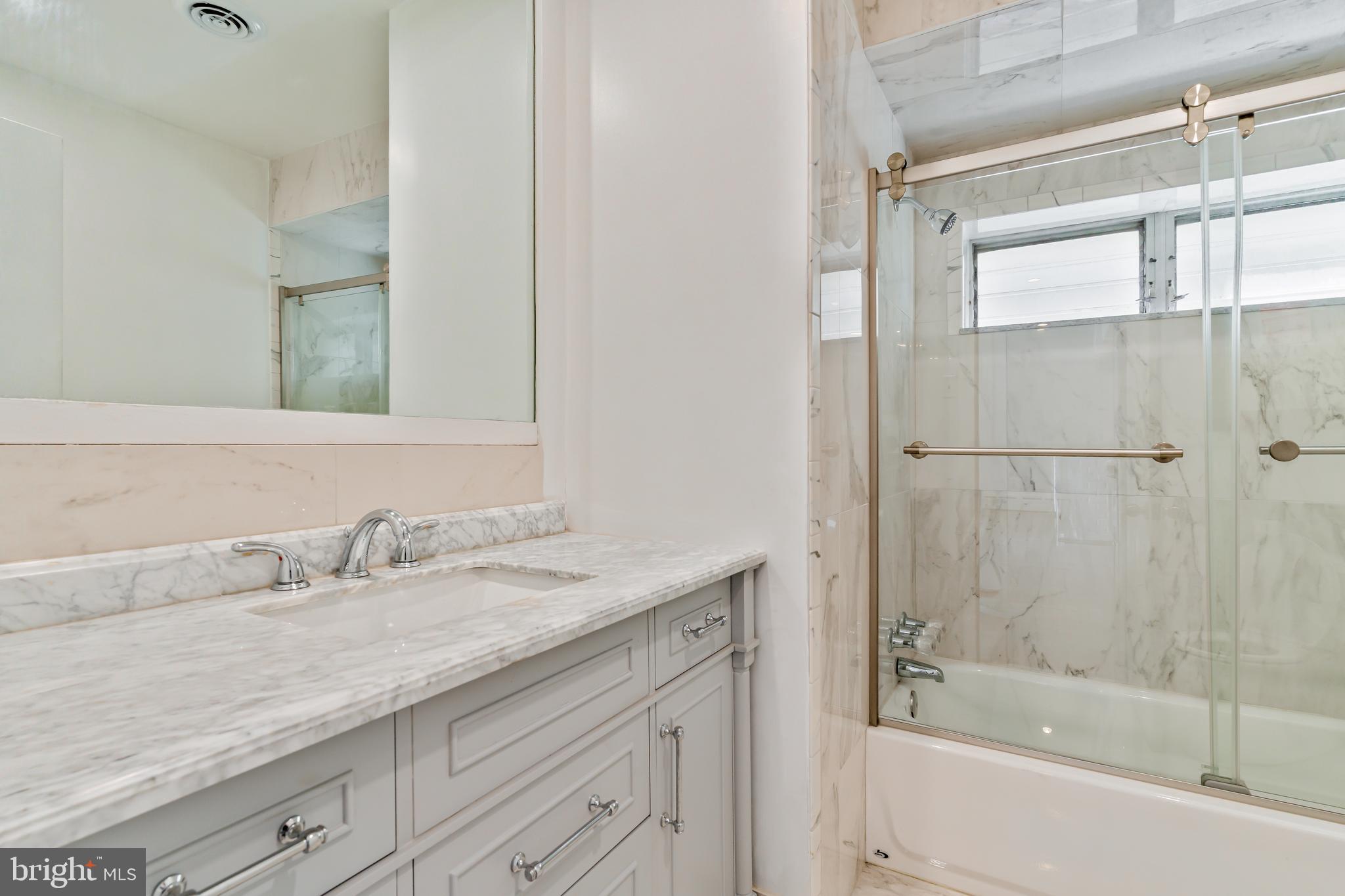 PASSYUNK SQUARE - Residential Lease