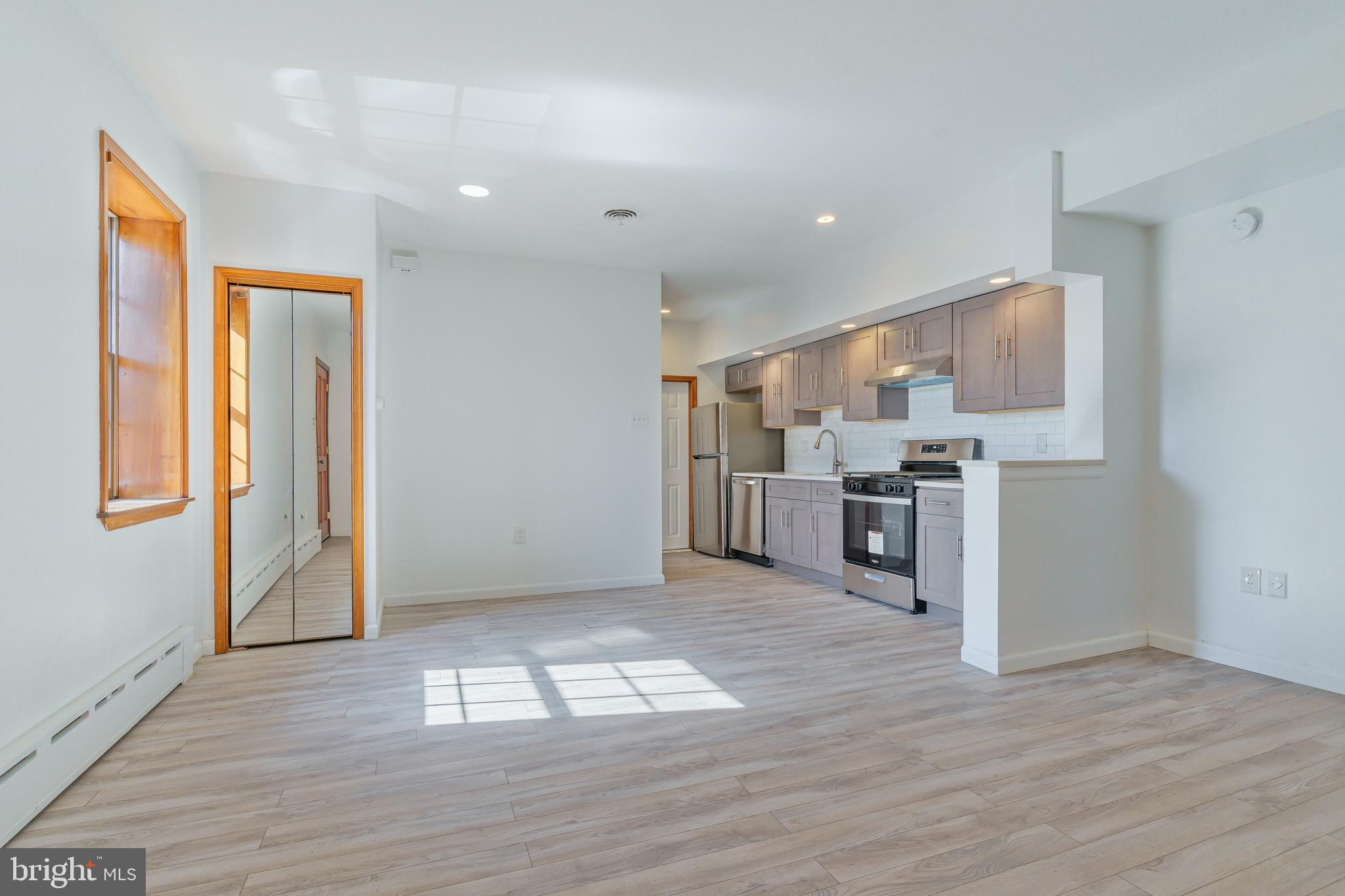 PASSYUNK SQUARE - Residential Lease