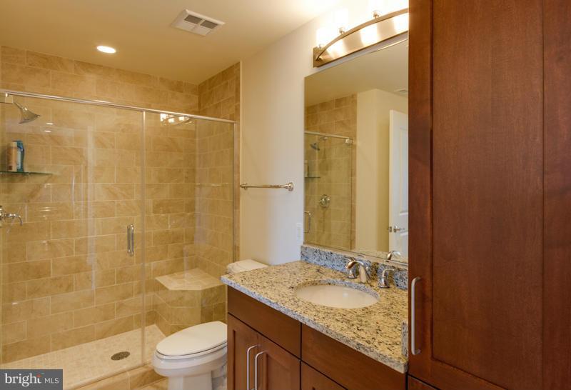 ONE PARK CREST - Residential Lease