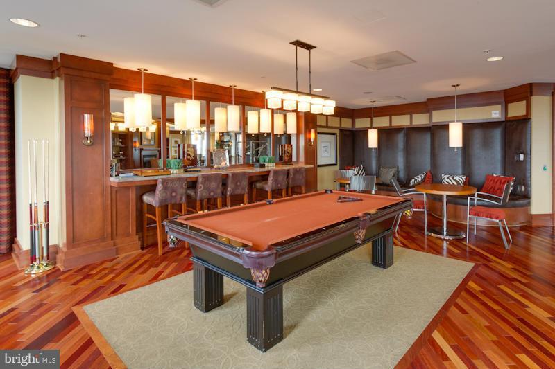 ONE PARK CREST - Residential Lease
