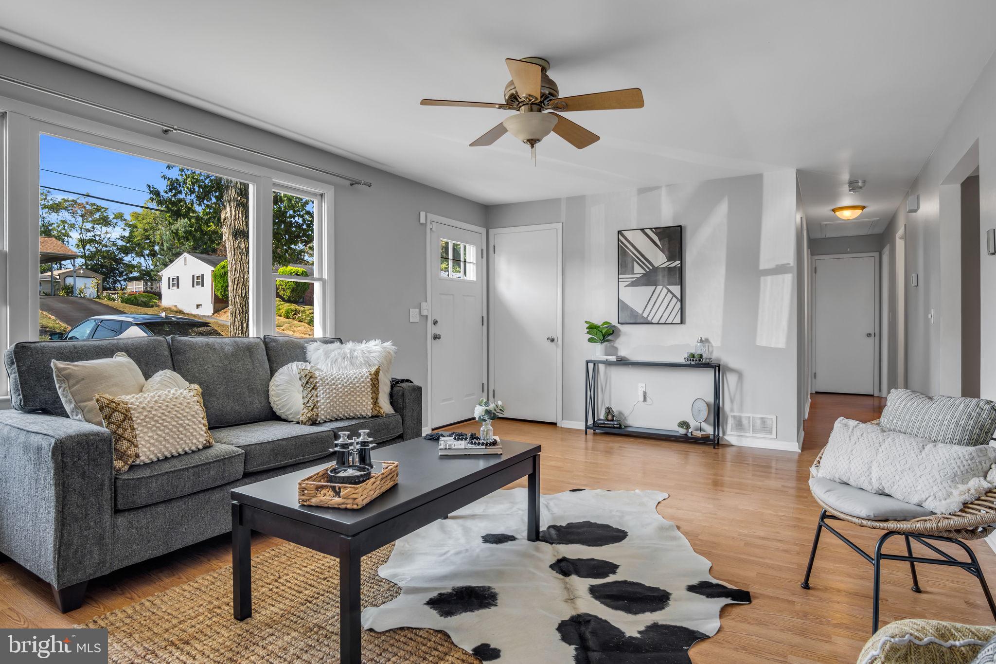 HODGES HEIGHTS - Residential