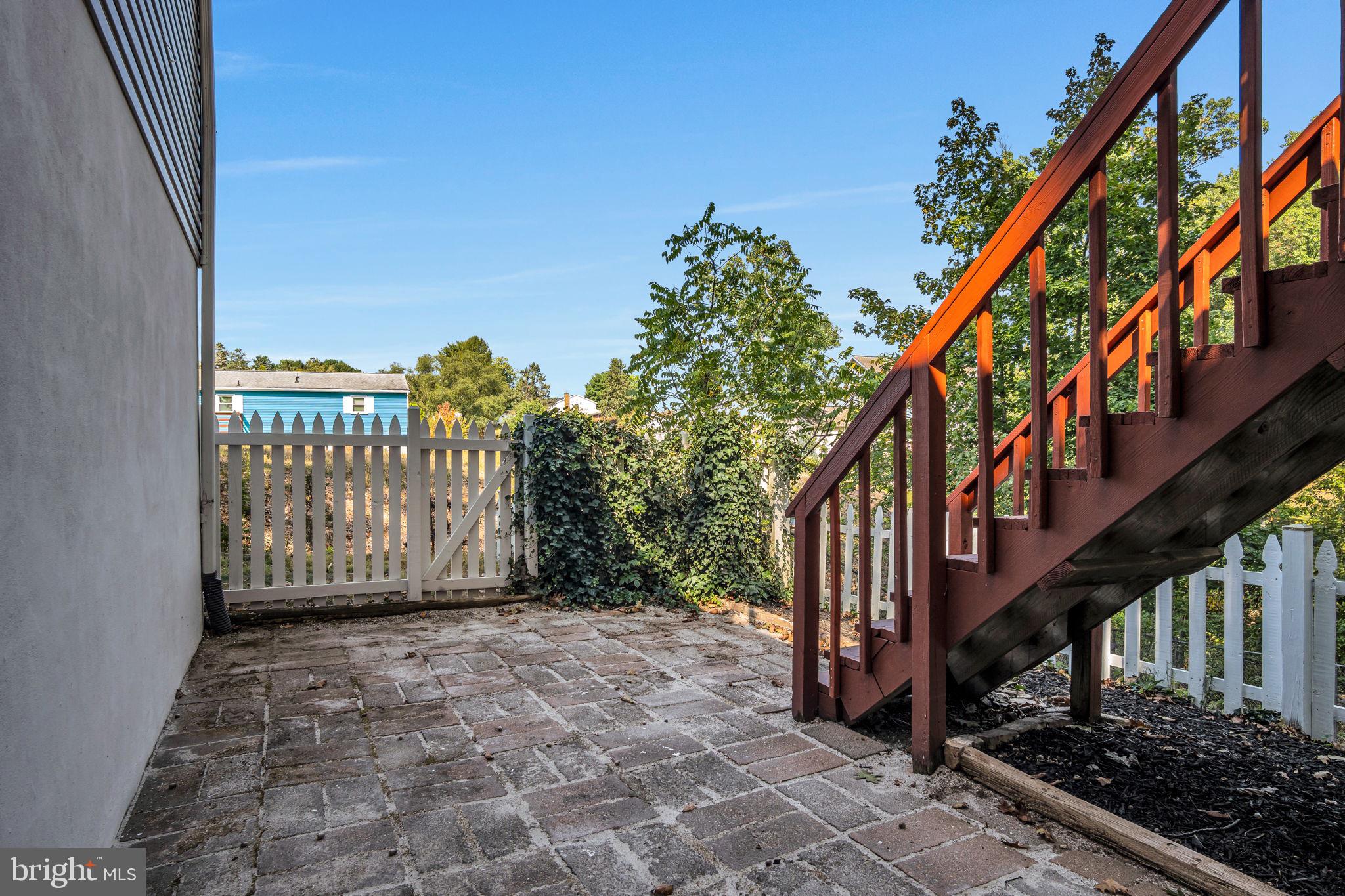 HODGES HEIGHTS - Residential