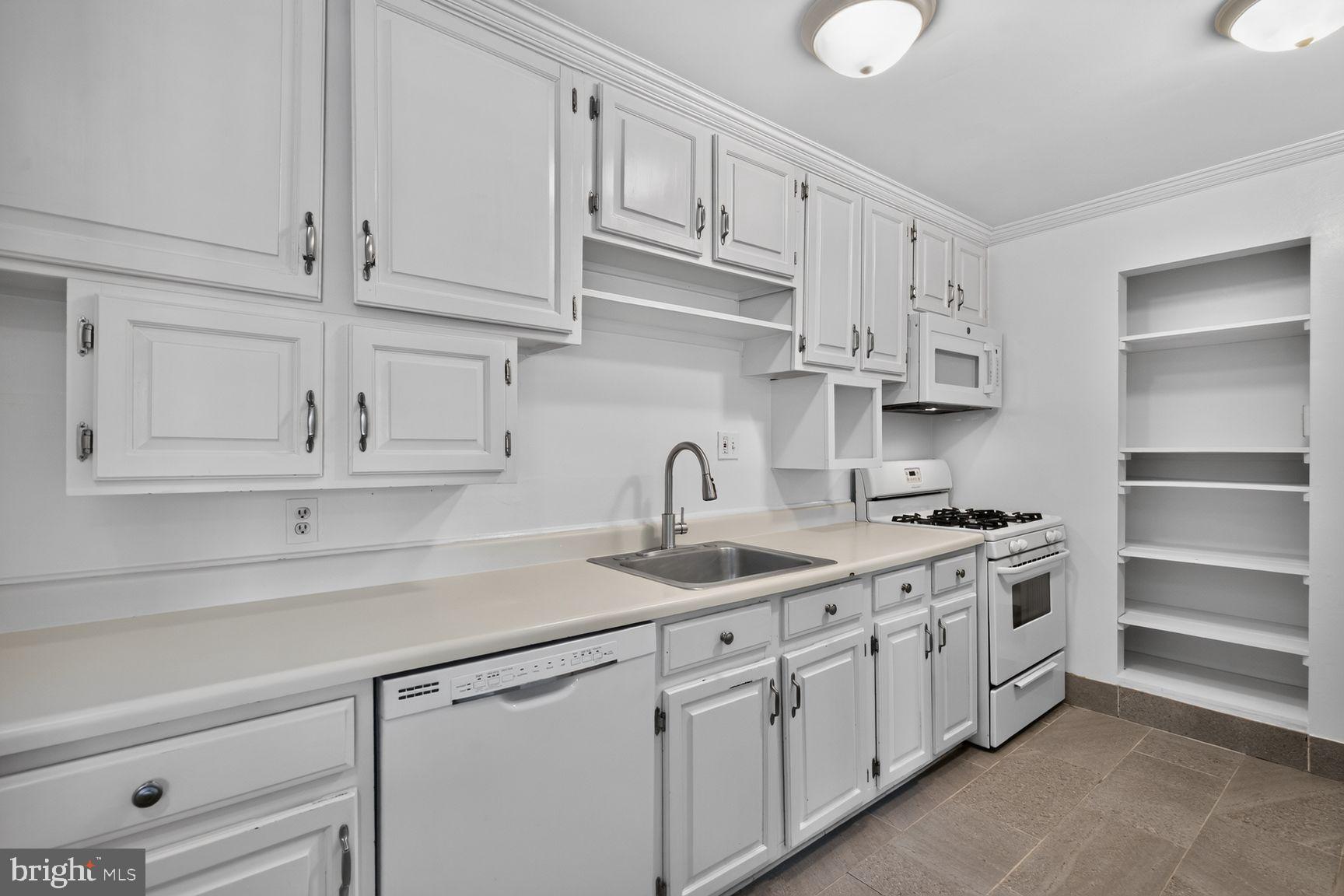 12711 GORDON BOULEVARD 12711