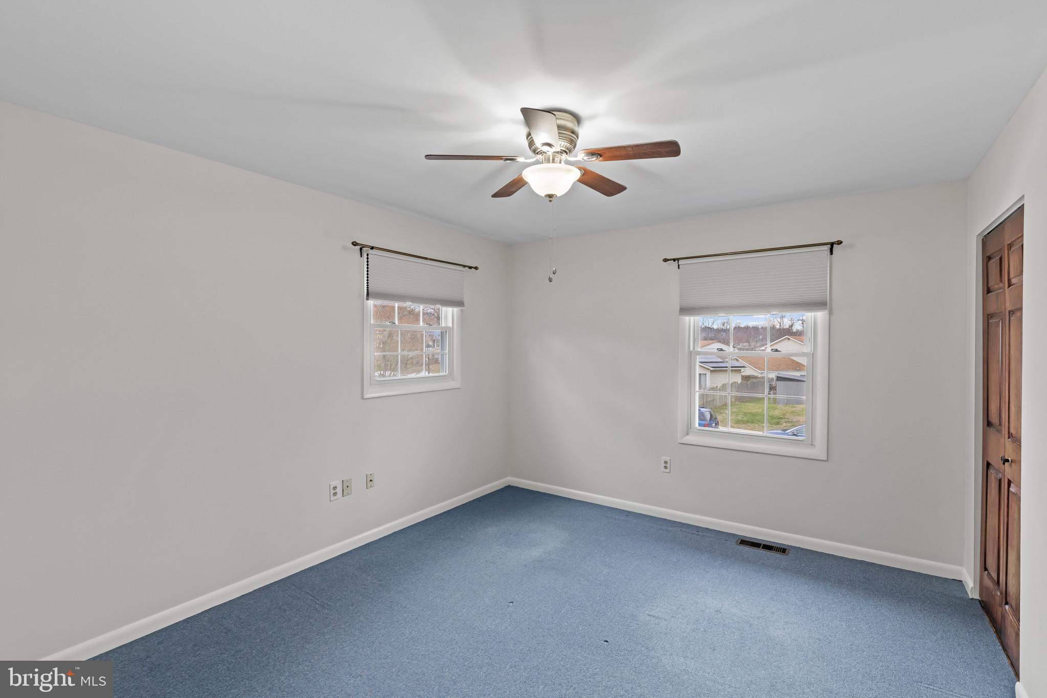 FOUR SEASONS ESTATES - Residential