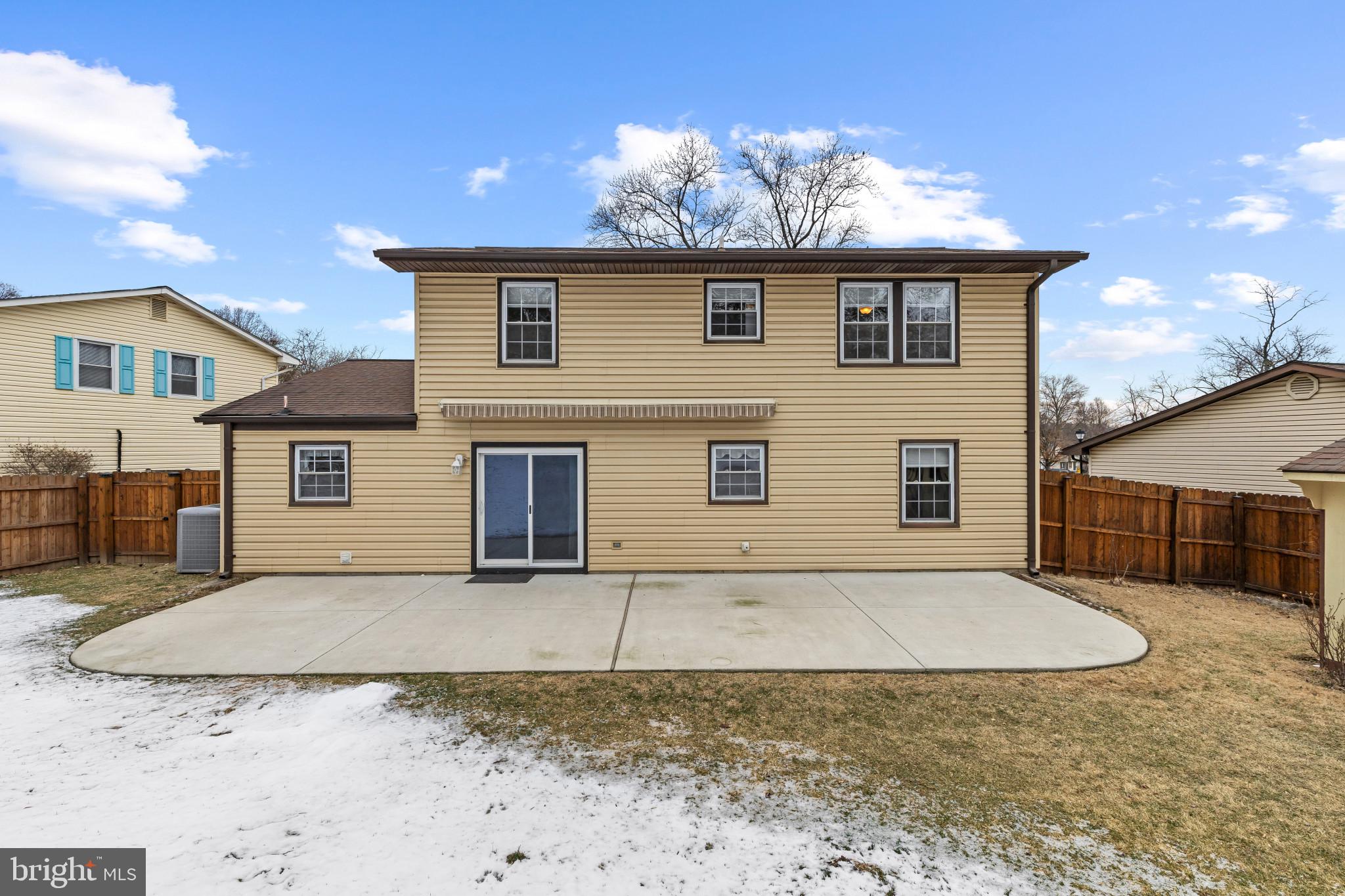 FOUR SEASONS ESTATES - Residential